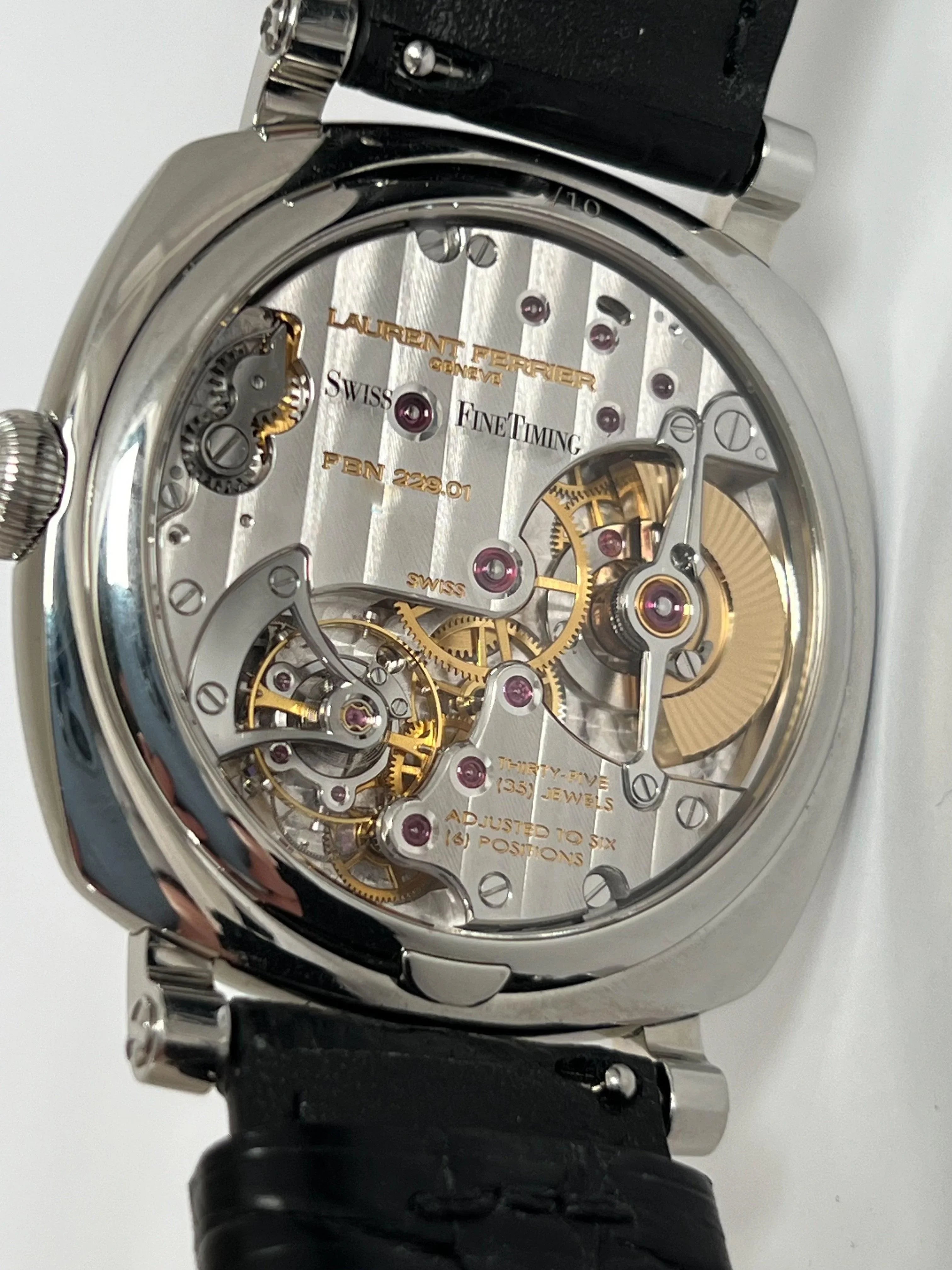 LAURENT FERRIER GALET SQUARE VINTAGE AMERICAN II LIMITED EDITION 10 PIECES