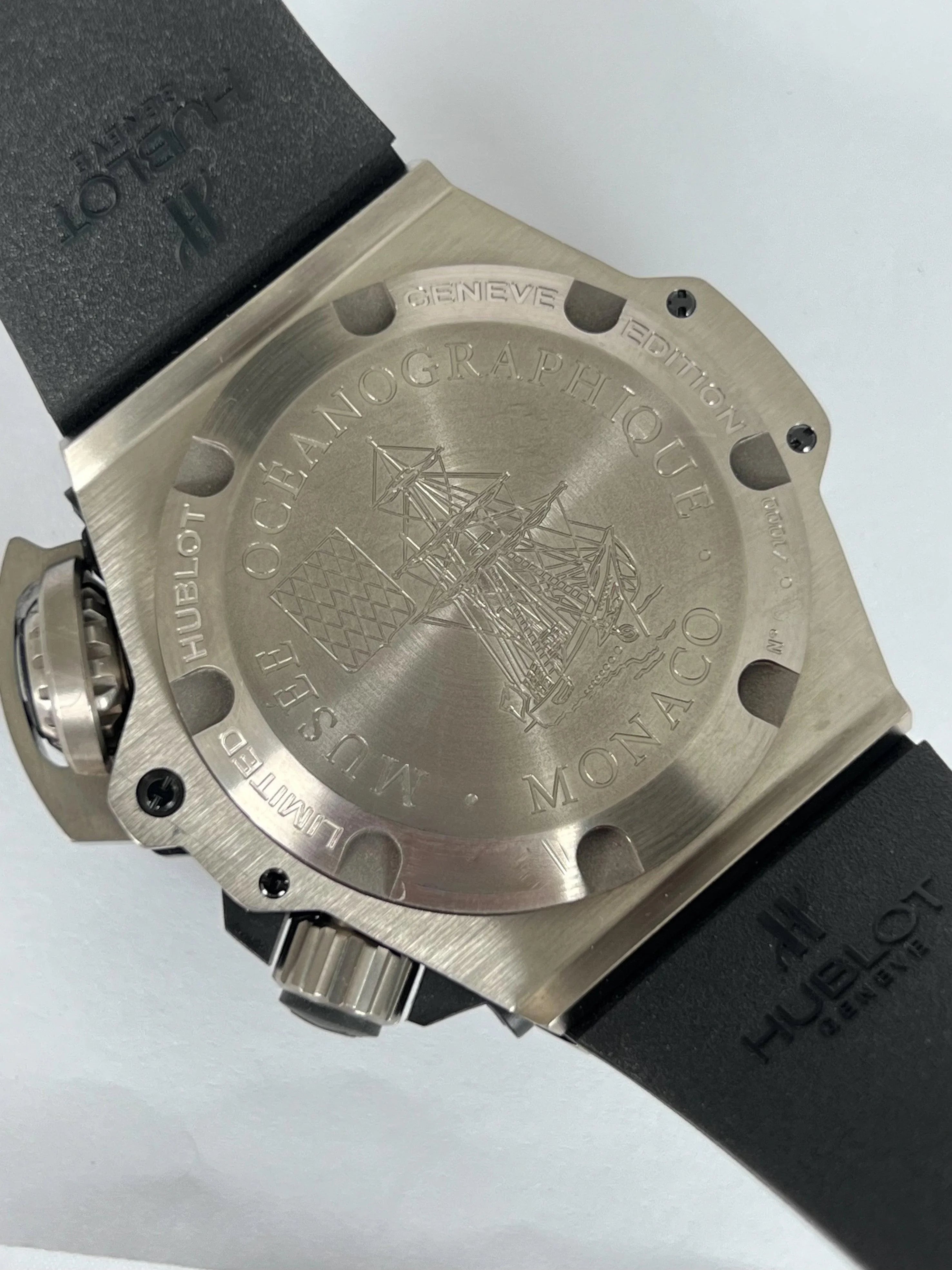 Hublot King Power Diver Oceanographic 731.NX.1190.RX titanium