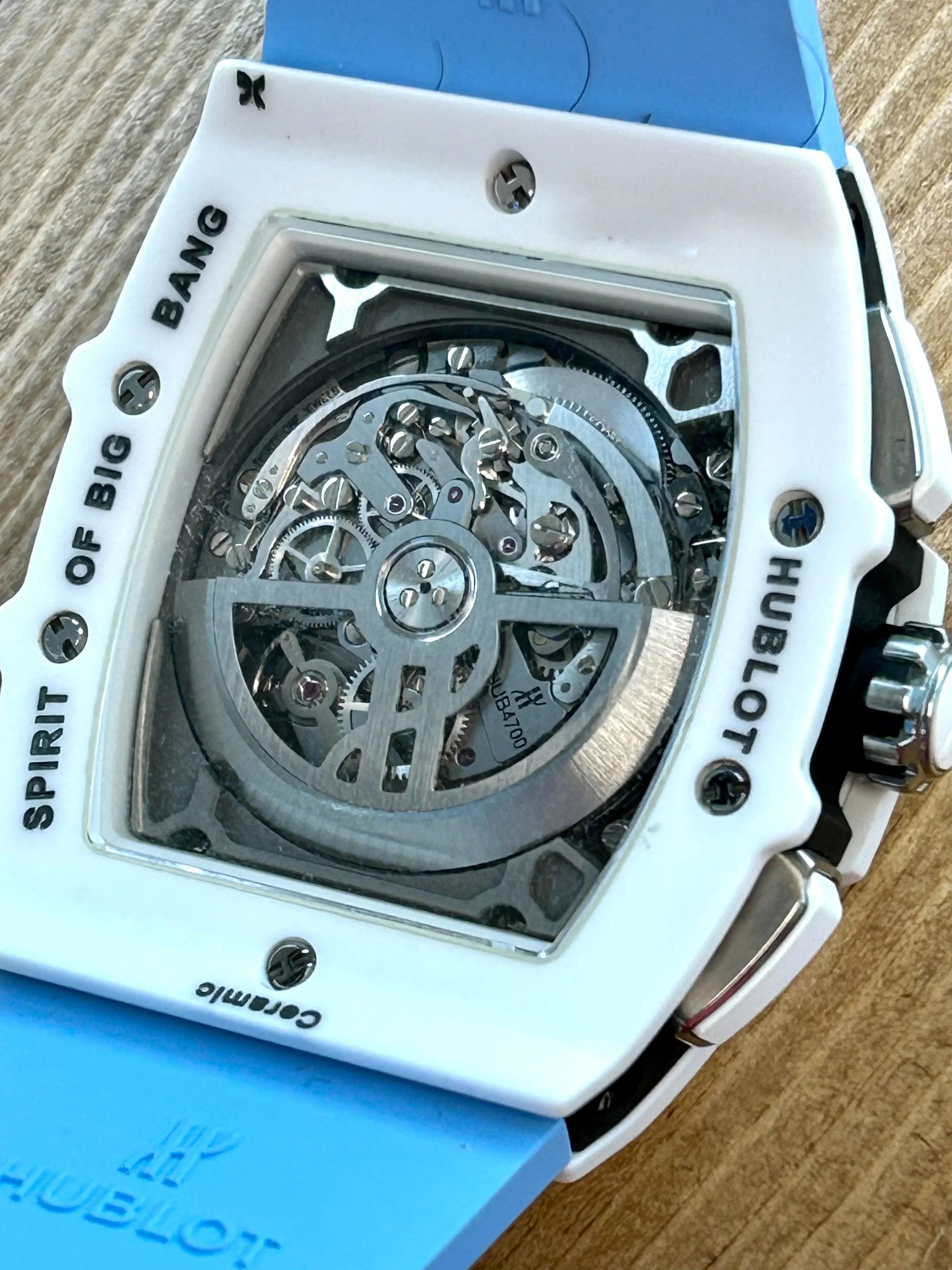 HUBLOT SPIRIT OF BIG BANG WHITE CERAMIC 601.HX.0173.LR
