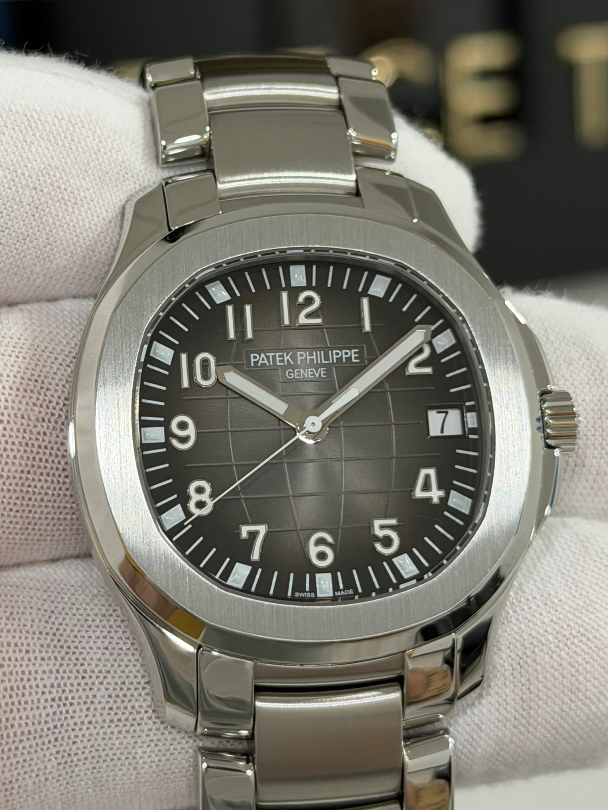 PATEK PHILIPPE AQUANAUT BLACK DIAL 5167/1A-001