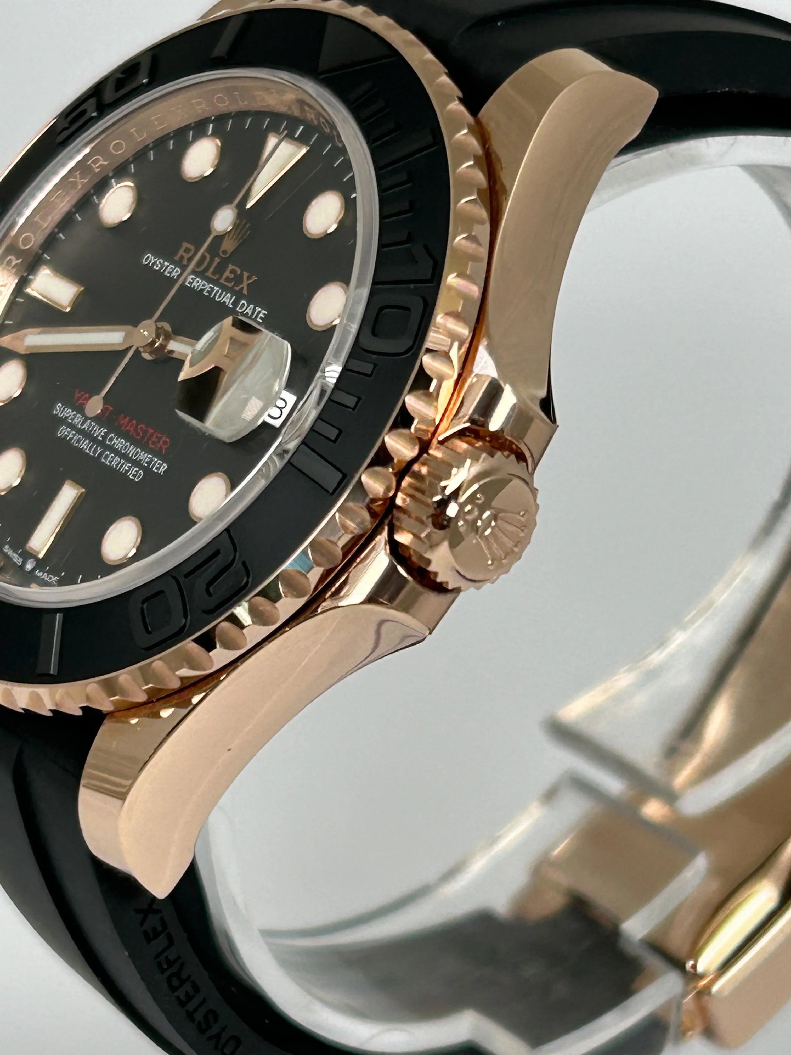 ROLEX YACHT MASTER 40MM ROSE GOLD OYSTER FLEX 126655