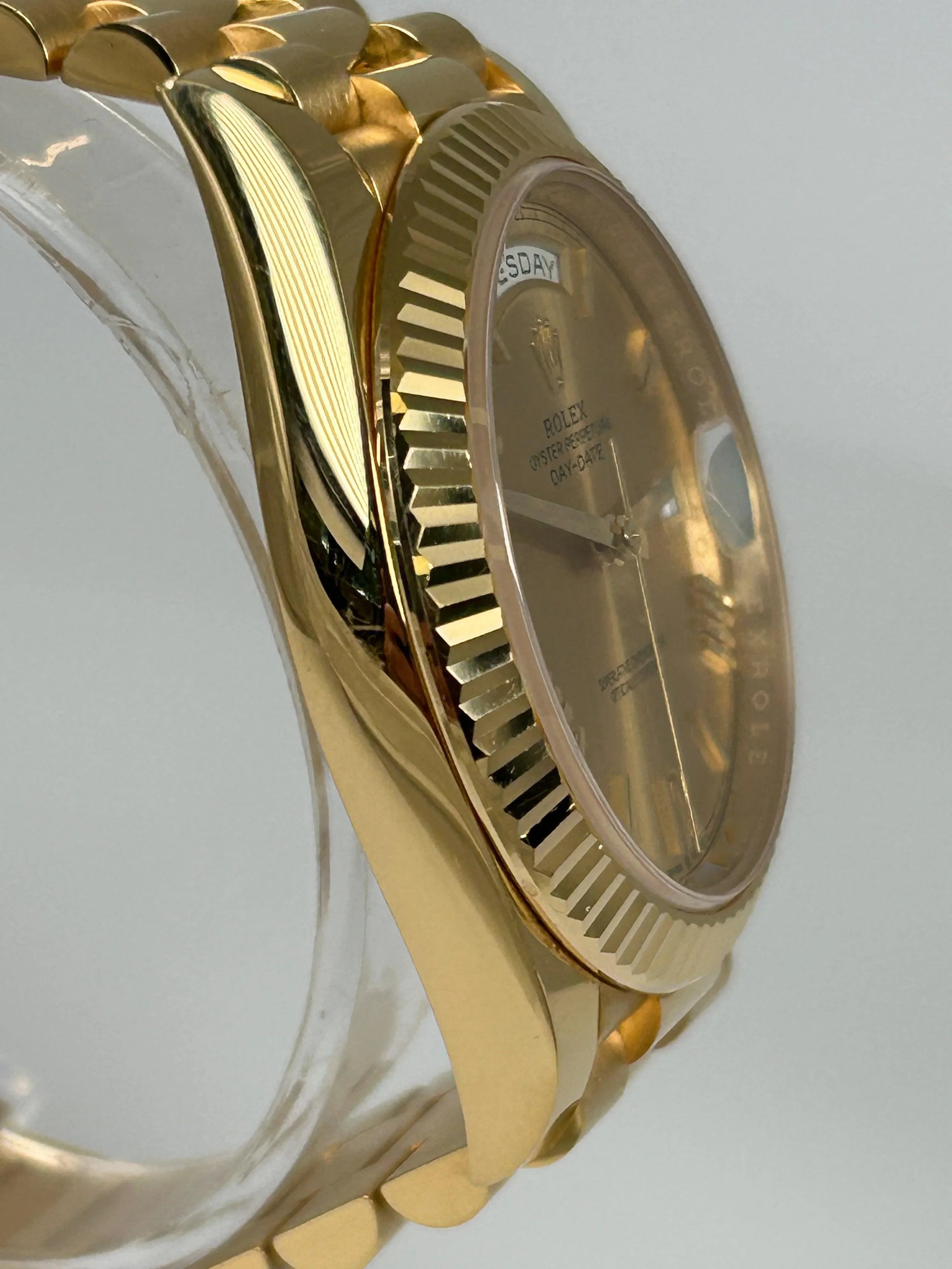 Rolex Day-Date 40 Champagne Roman Yellow Gold 228238