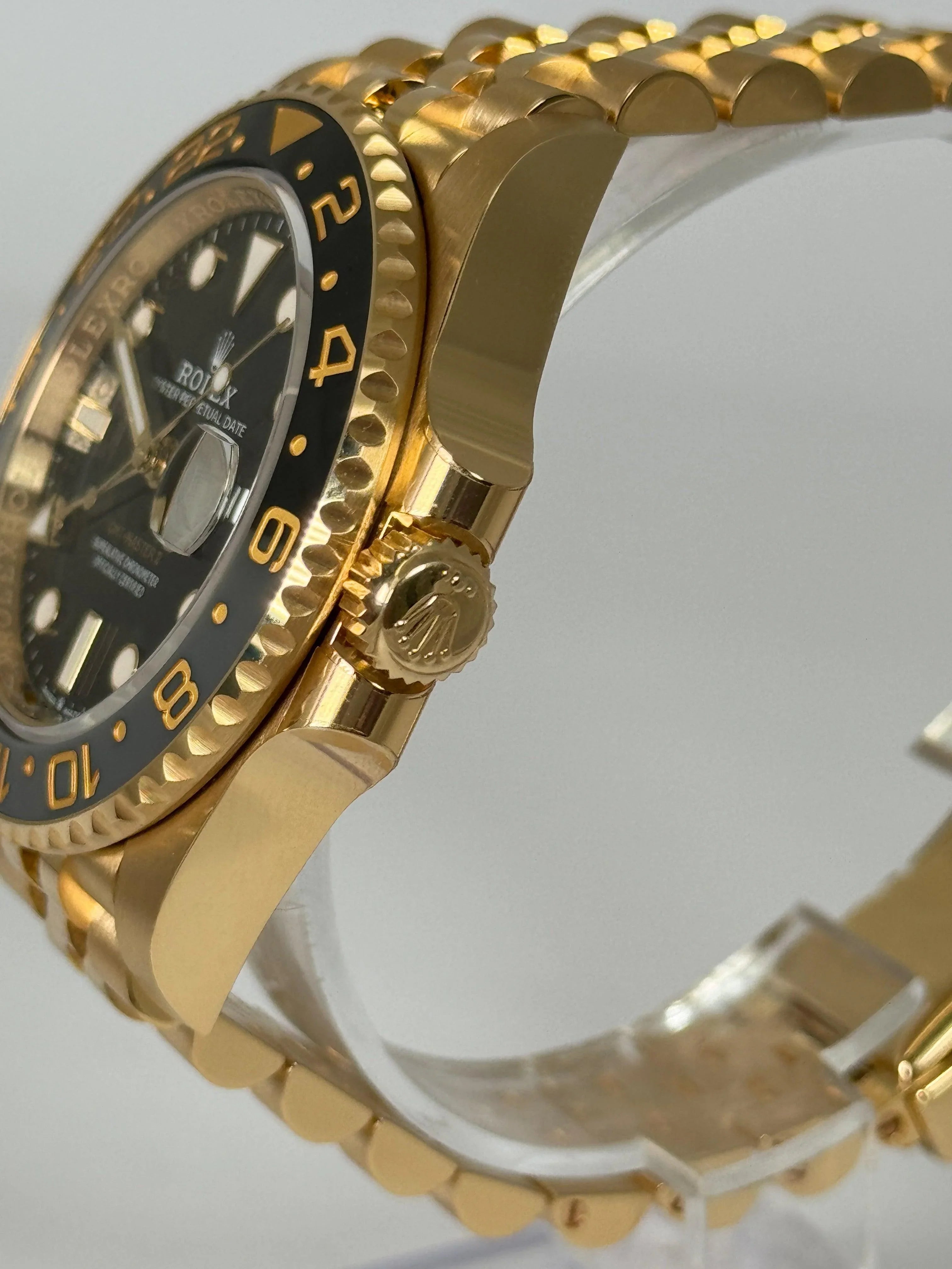 ROLEX GMT MASTER 2 YELLOW GOLD JUBILEE 126718GRNR