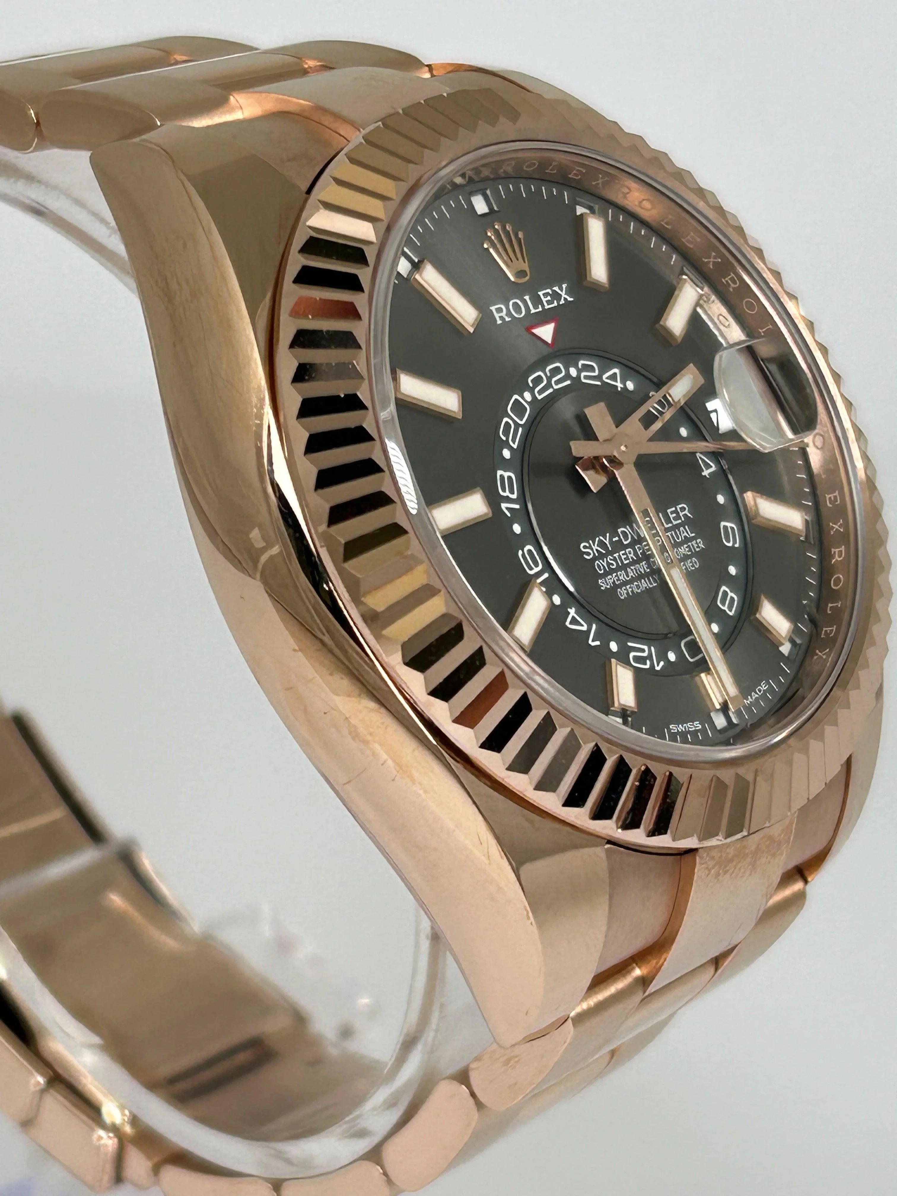 ROLEX SKY-DWELLER RHODIUM ROSE GOLD 326935