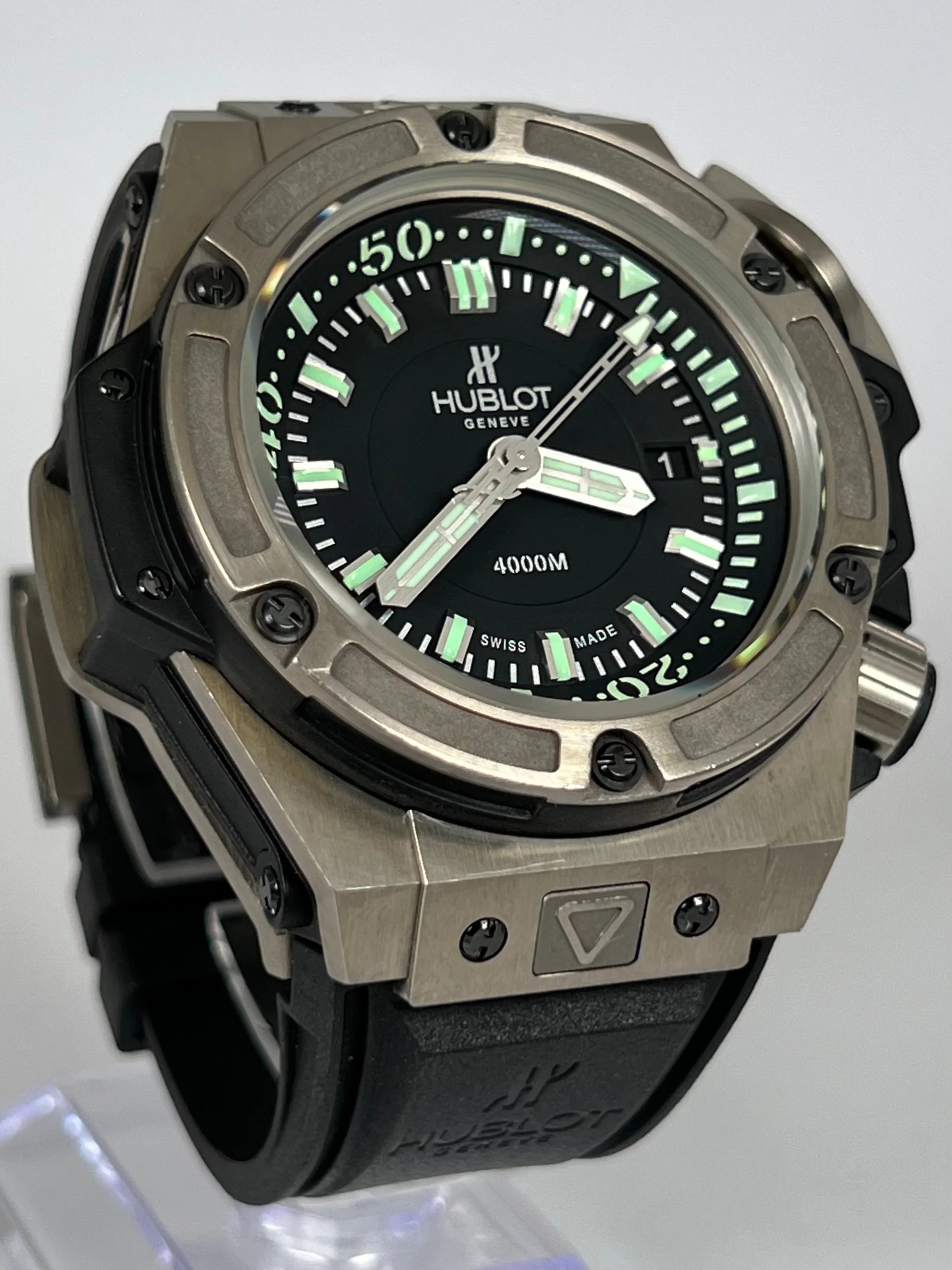 Hublot King Power Diver Oceanographic 731.NX.1190.RX titanium
