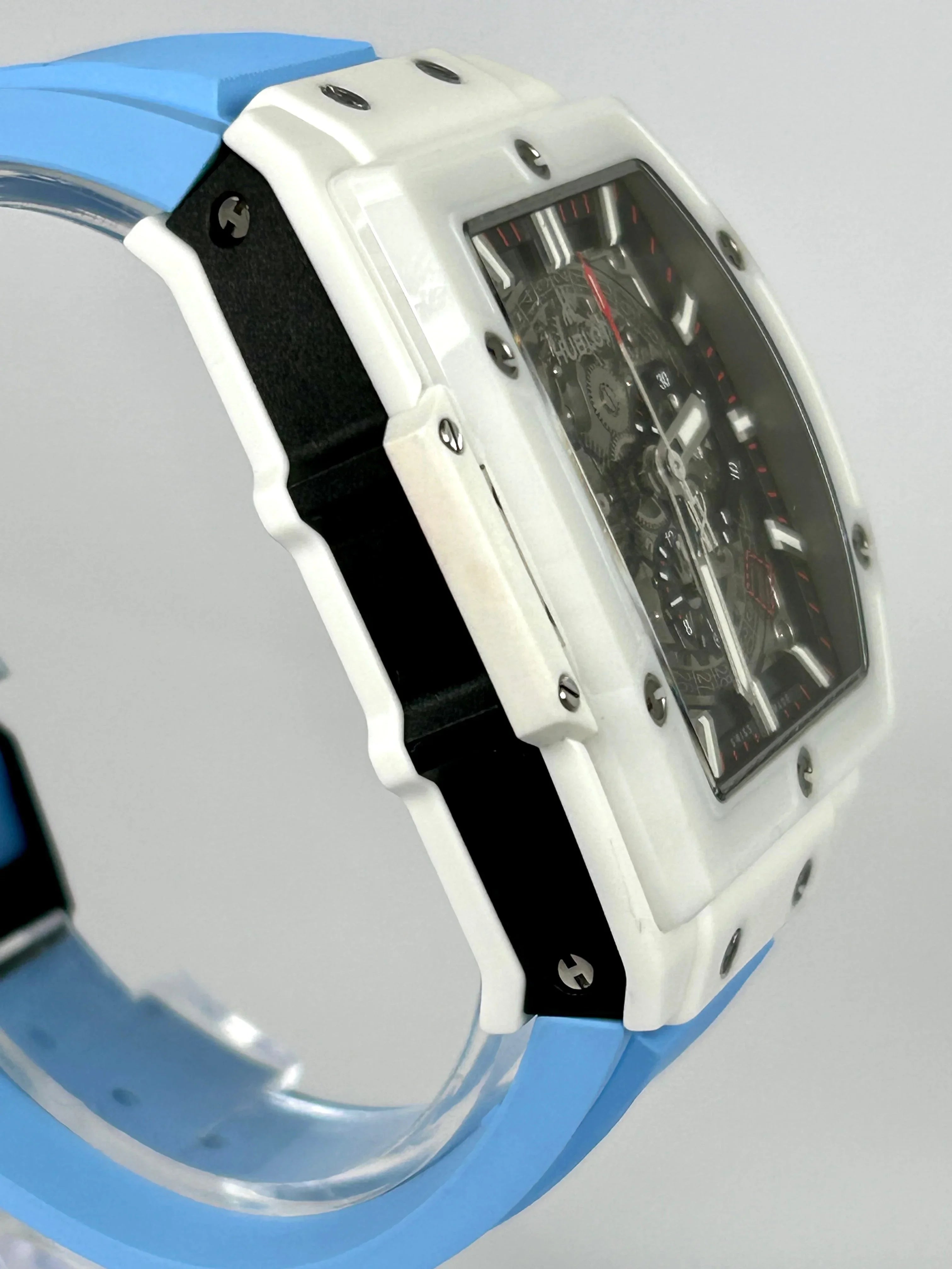 HUBLOT SPIRIT OF BIG BANG WHITE CERAMIC 601.HX.0173.LR