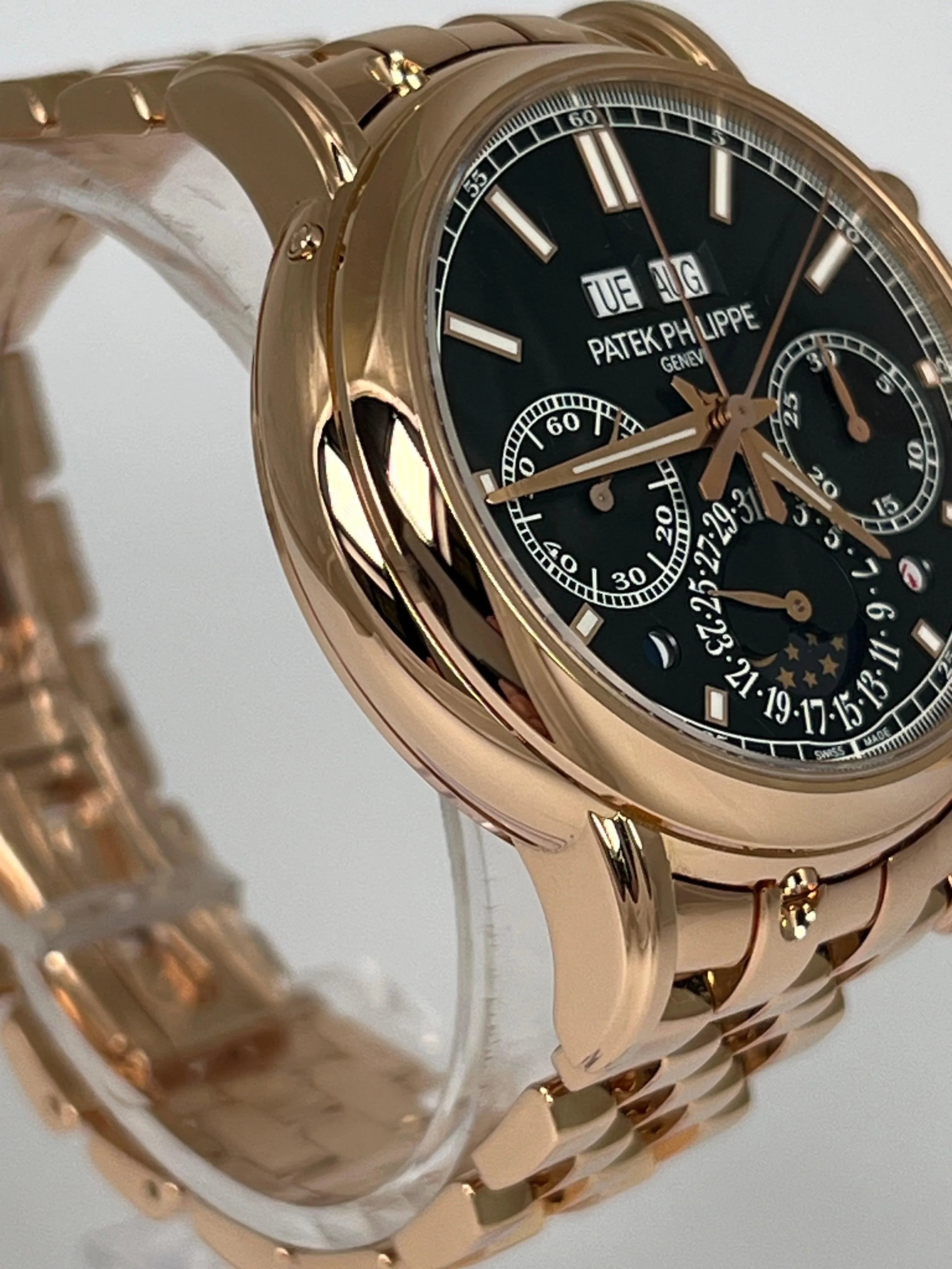 PATEK PHILIPPE GRAND COMPLICATIONS SPLIT-SECONDS CHRONOGRAPH PERPETUAL CALENDAR 5204/1R-001