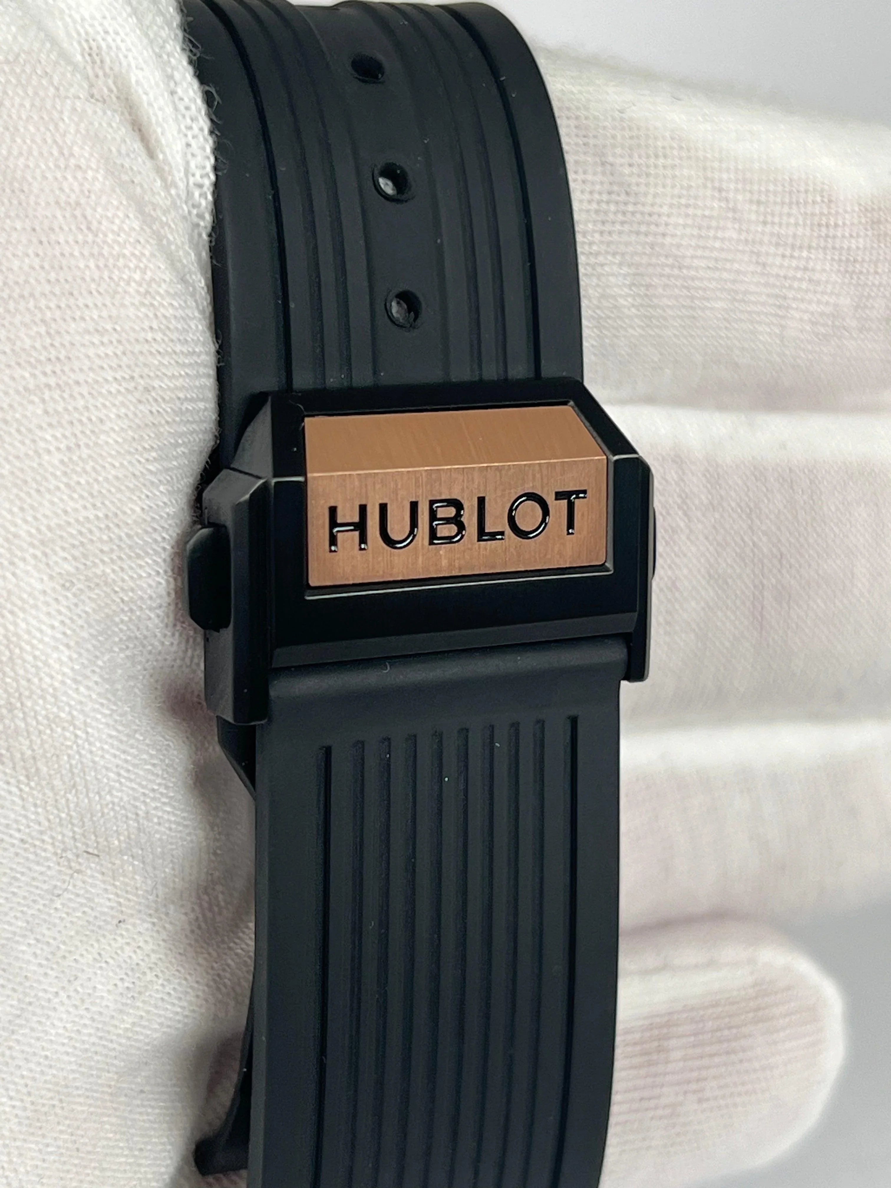 HUBLOT BIG BANG UNICO KING GOLD DIAMONDS 44MM 421.OX.1180.RX.1104