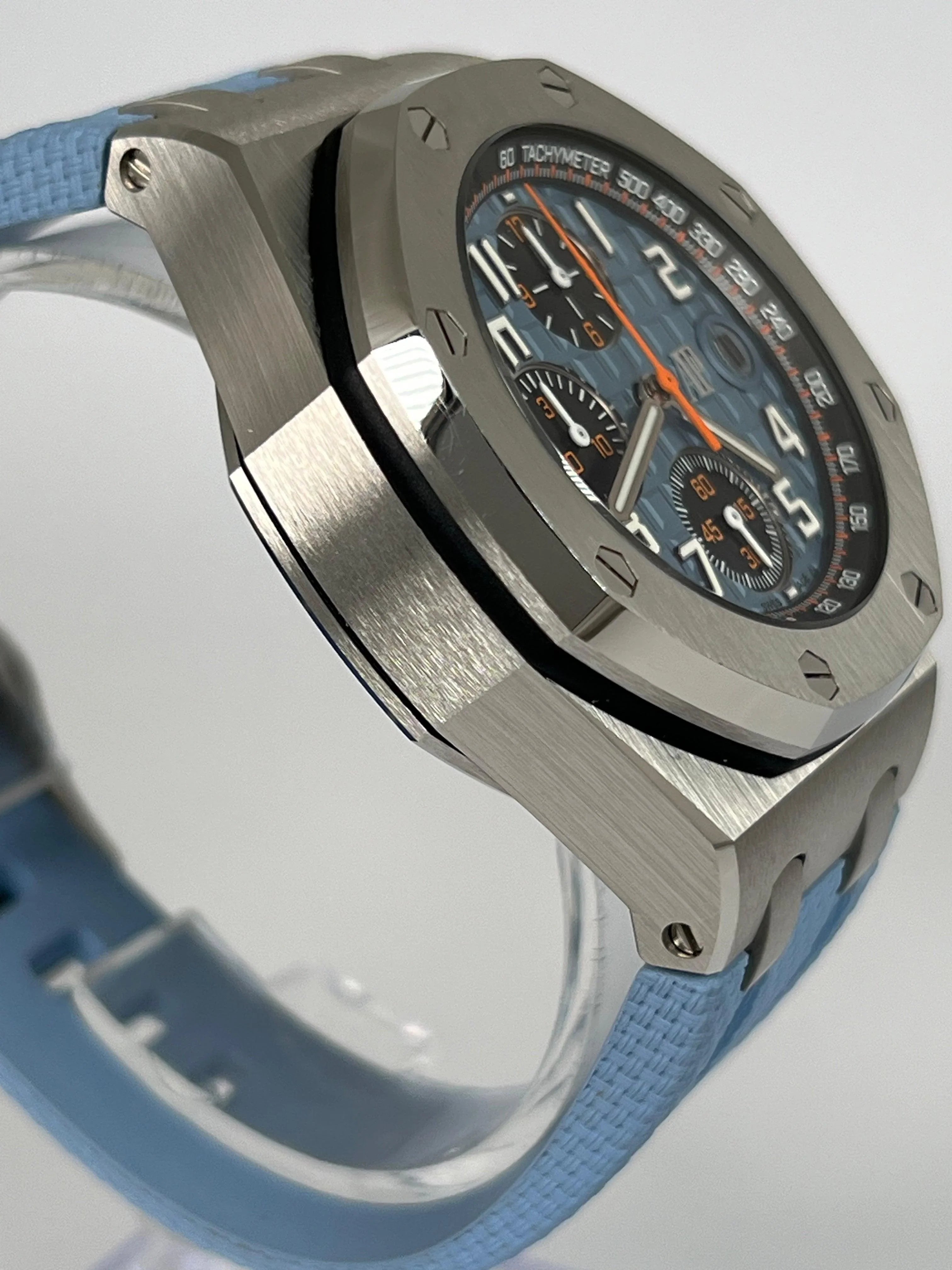 AUDEMARS PIGUET ROYAL OAK OFFSHORE TIFFANY BLUE 26238ST