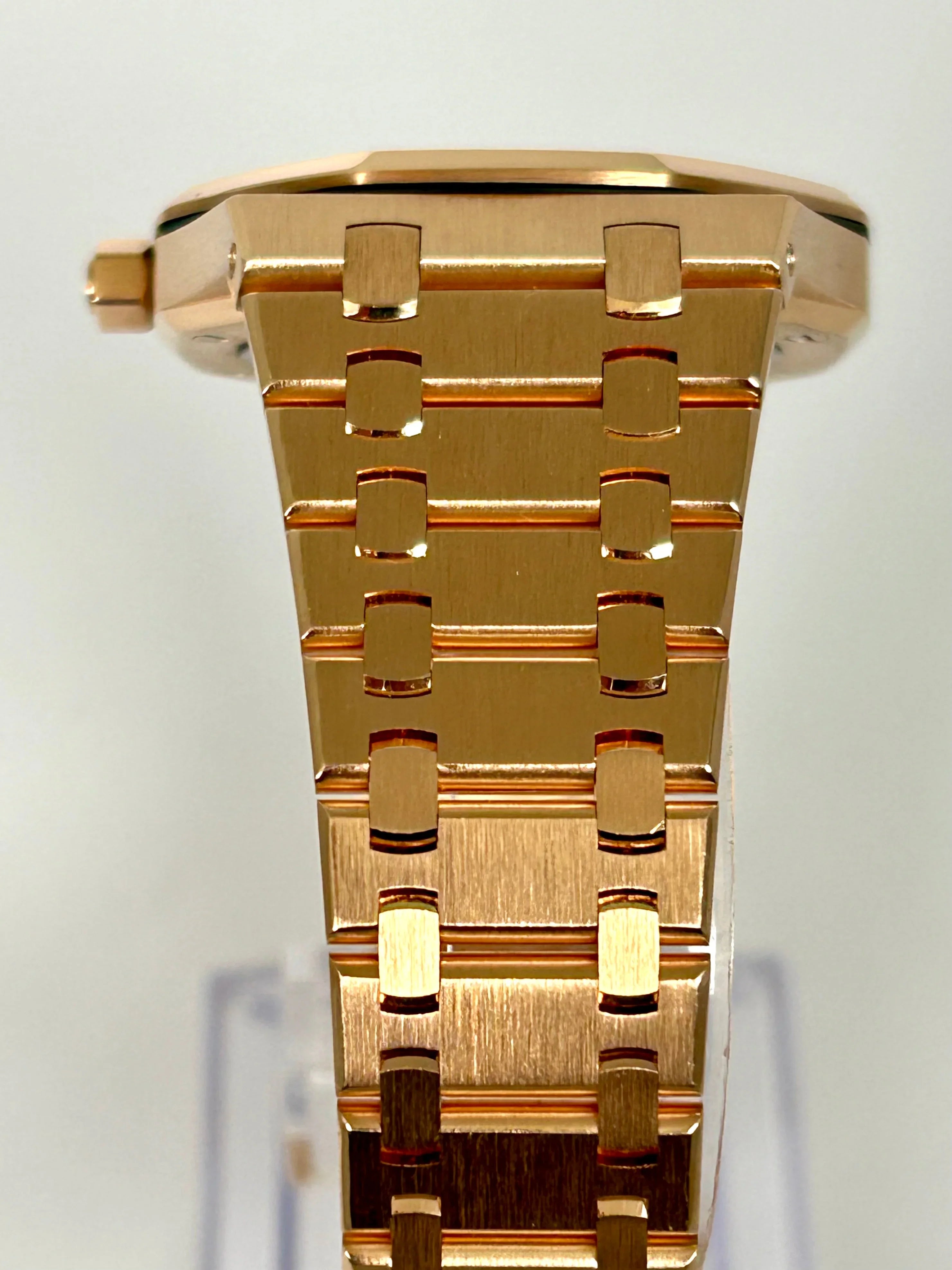 AUDEMARS PIGUET ROYAL OAK BLUE DIAL ROSE GOLD 15202OR