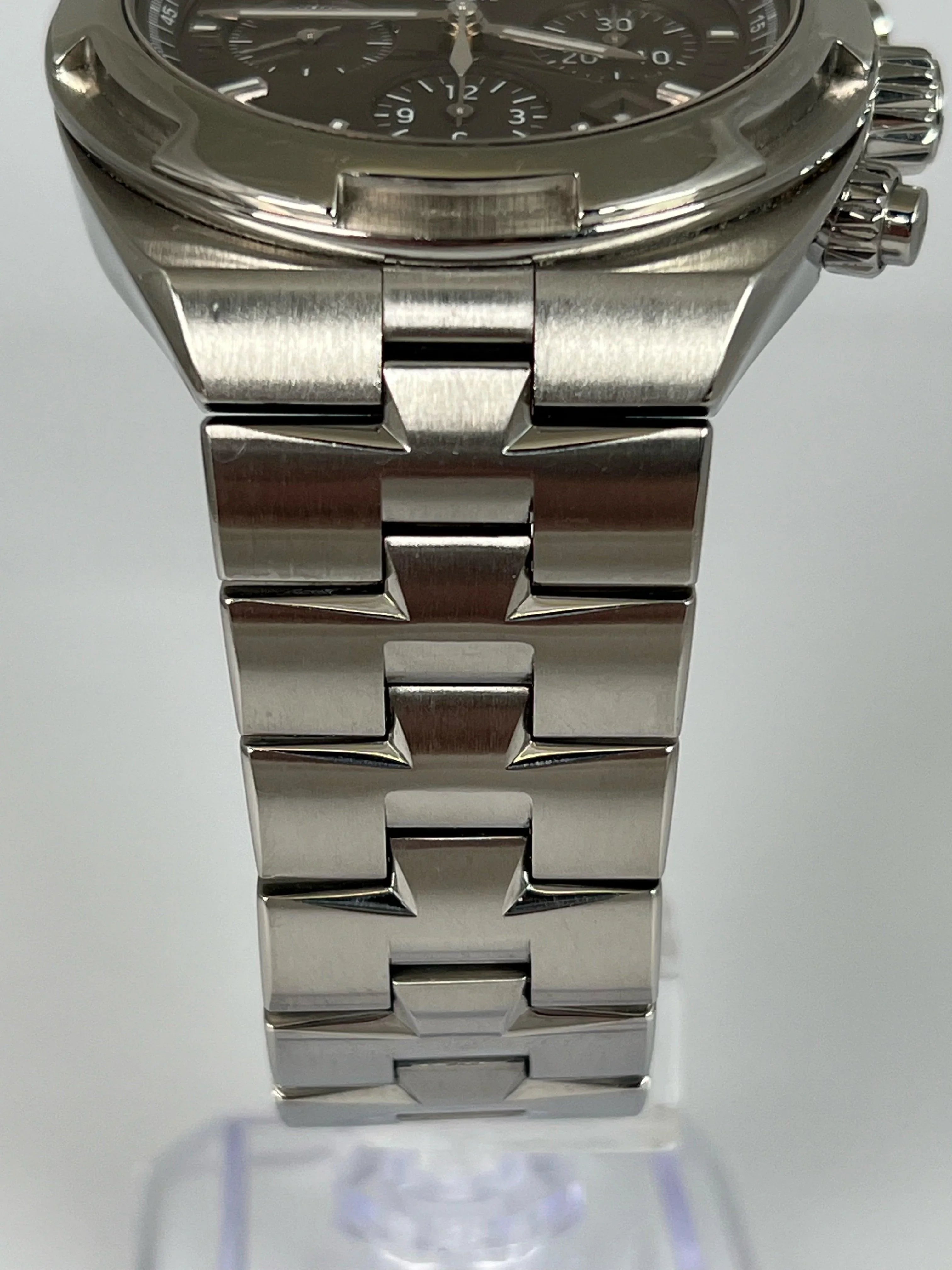 VACHERON CONSTANTIN OVERSEAS CHESTNUT CHRONOGRAPH 5500V/110A-B147