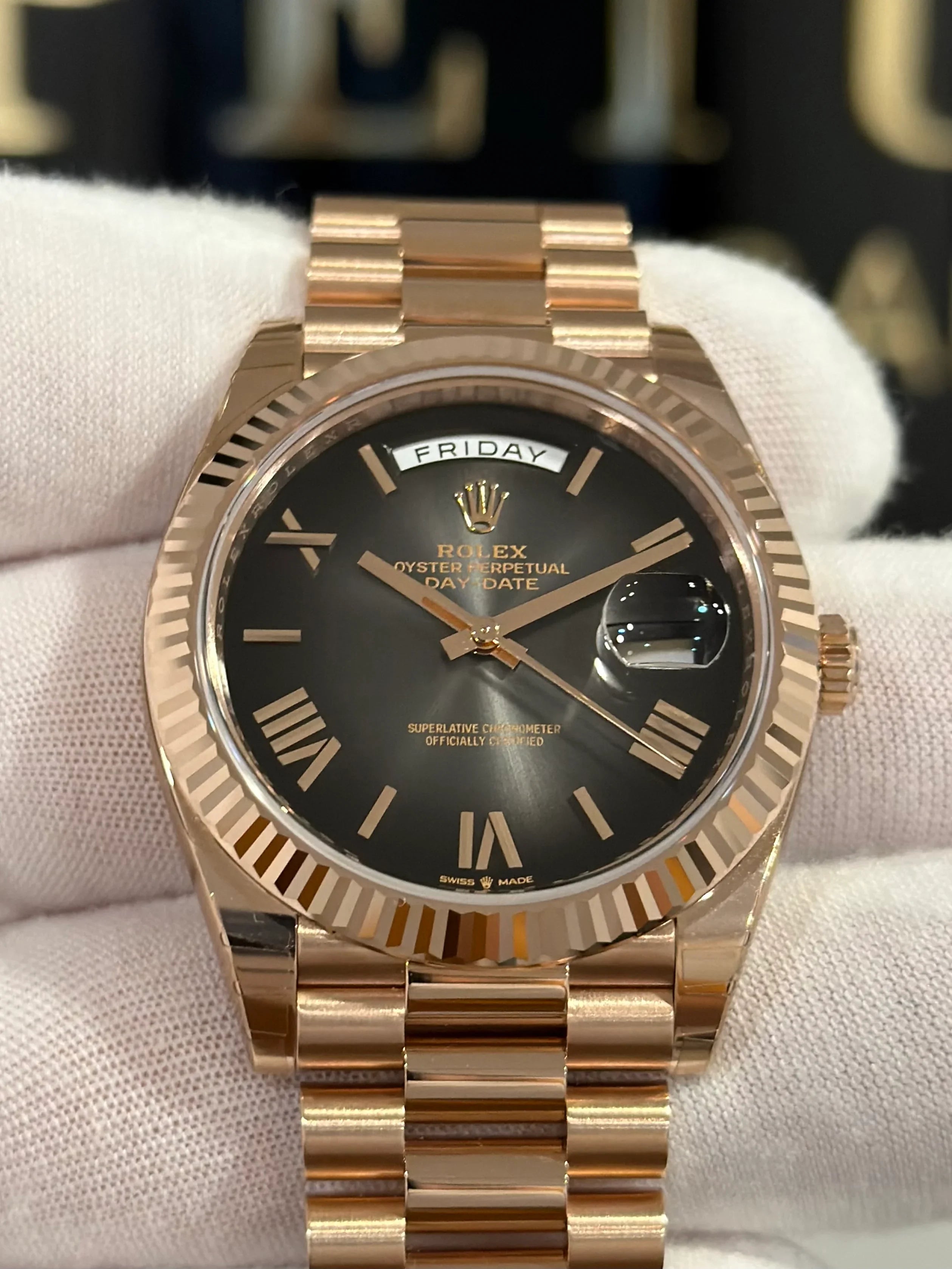 ROLEX DAY-DATE 40 SLATE OMBRE ROSE GOLD 228235