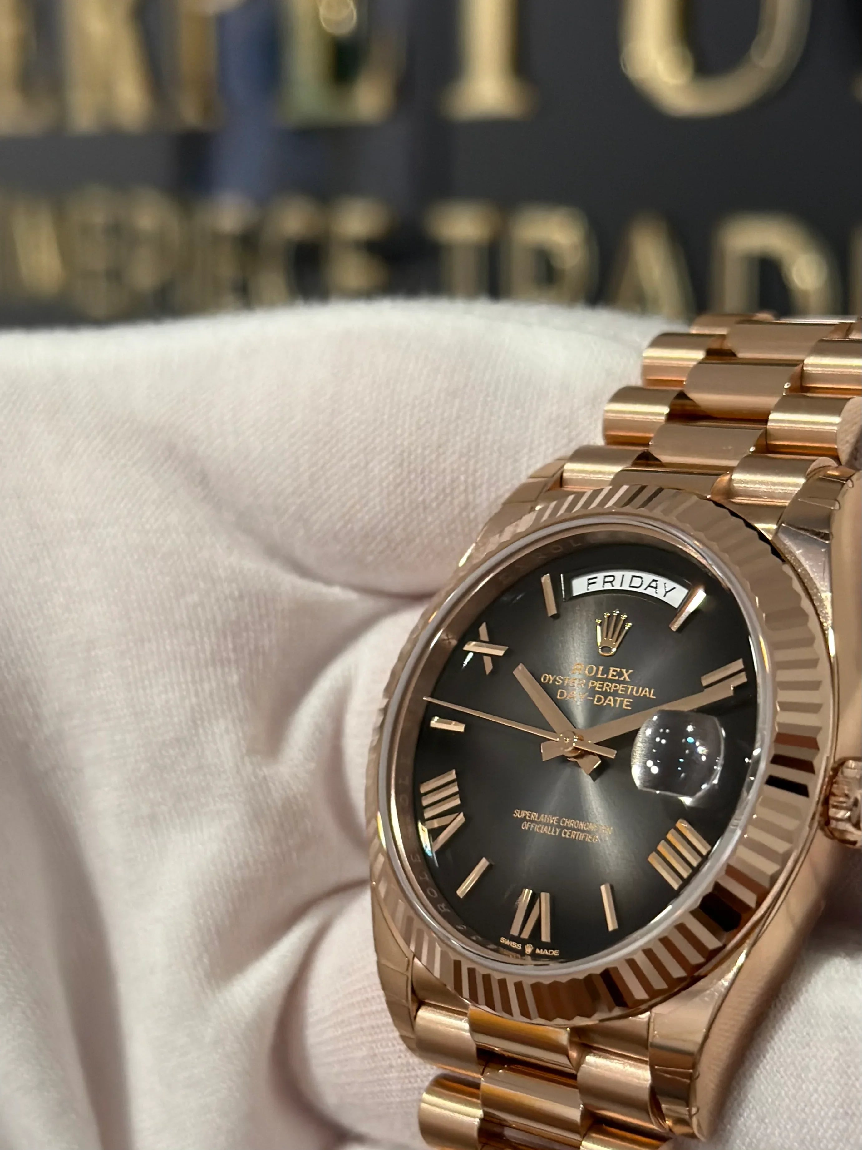 ROLEX DAY-DATE 40 SLATE OMBRE ROSE GOLD 228235