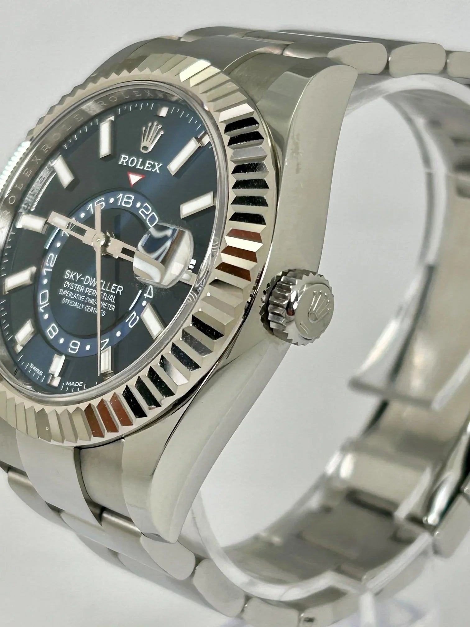 ROLEX SKY-DWELLER BLUE DIAL 326934