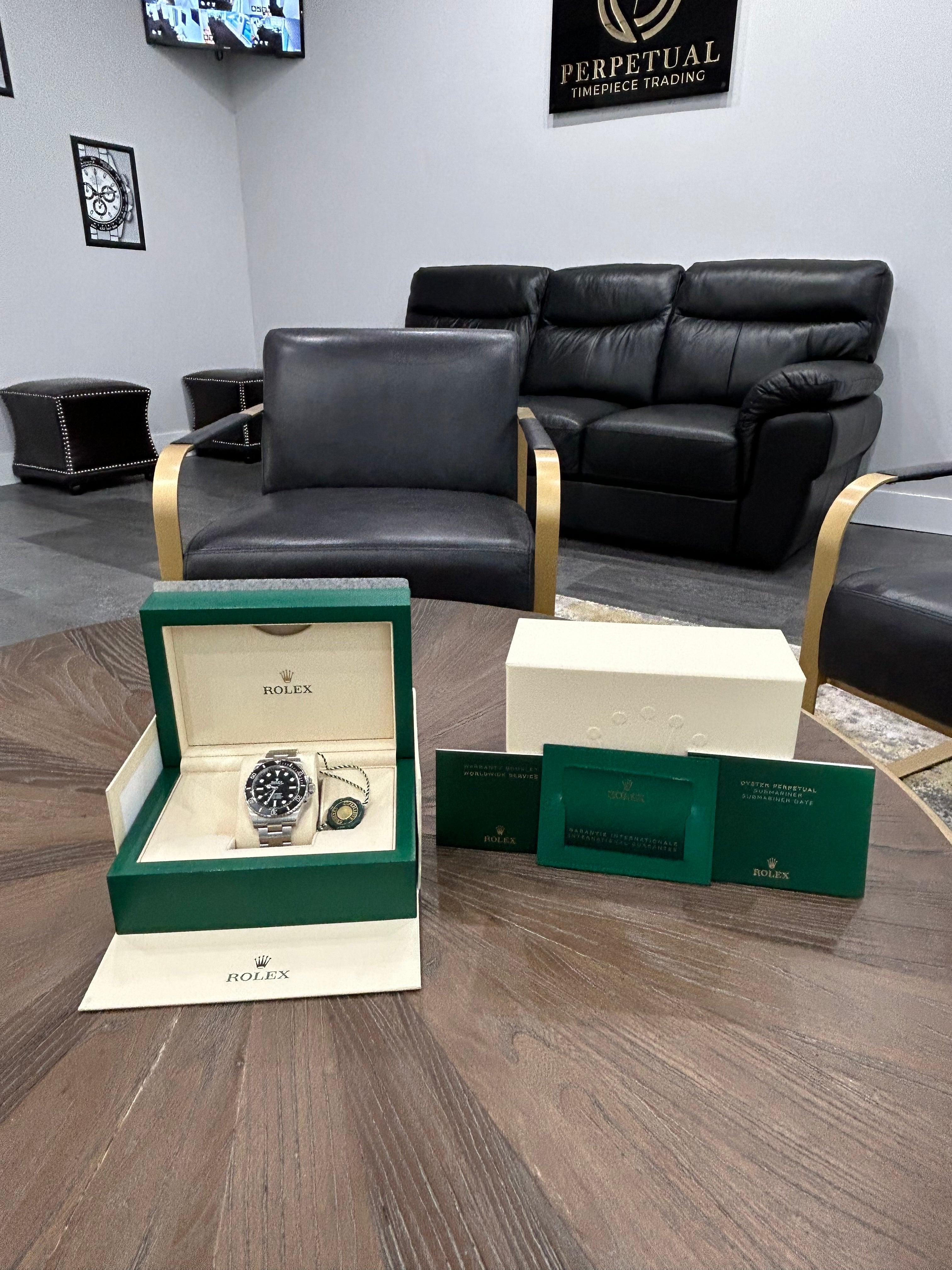 ROLEX SUBMARINER NO DATE 41MM 124060