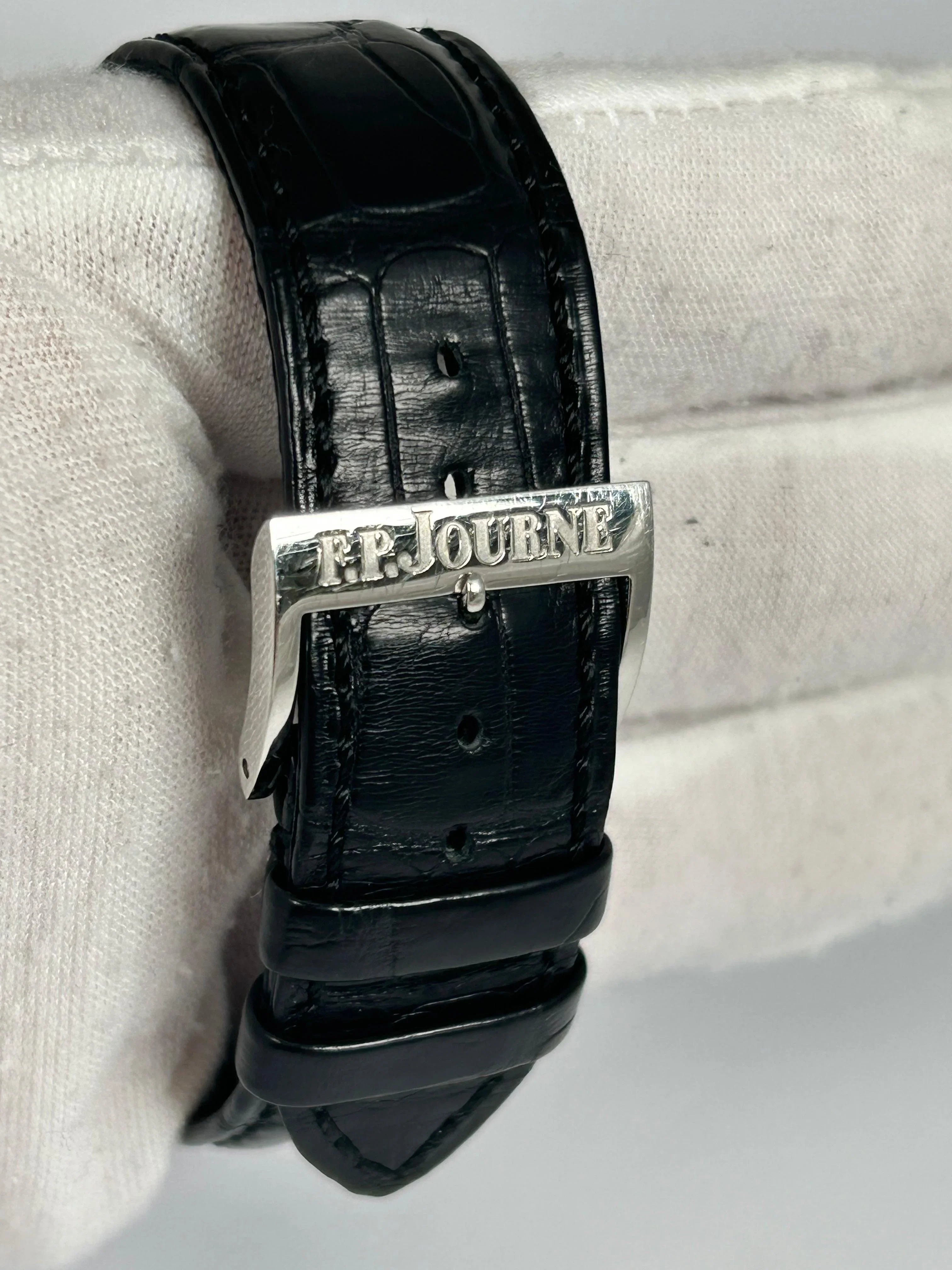 FP JOURNE CHRONOMETRE SOUVERAIN PLATINUM