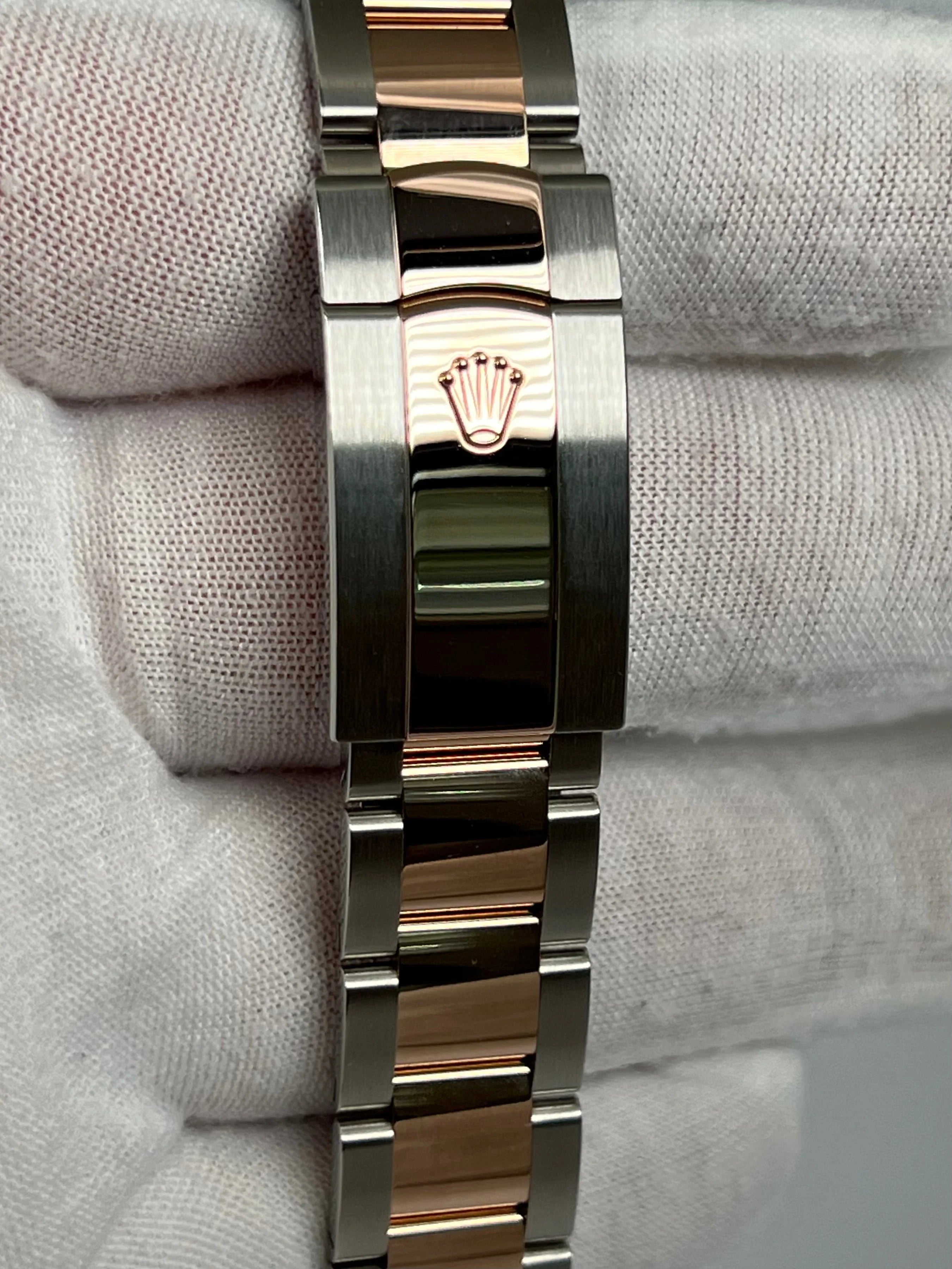 ROLEX DATEJUST 41 TWO TONE ROSE GOLD SUNDUST 126331