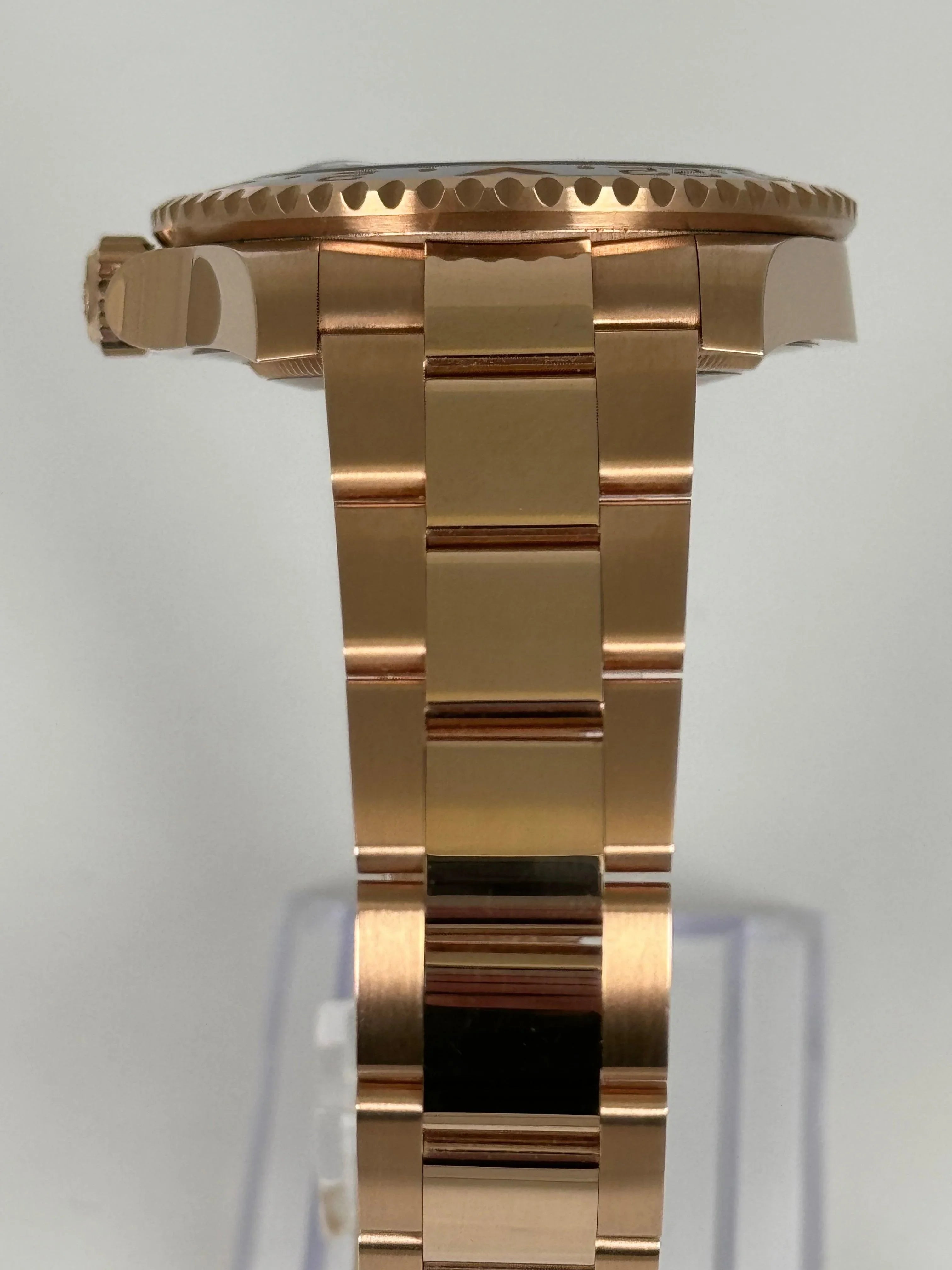 ROLEX GMT MASTER 2 ROOTBEER ROSE GOLD 126715CHNR