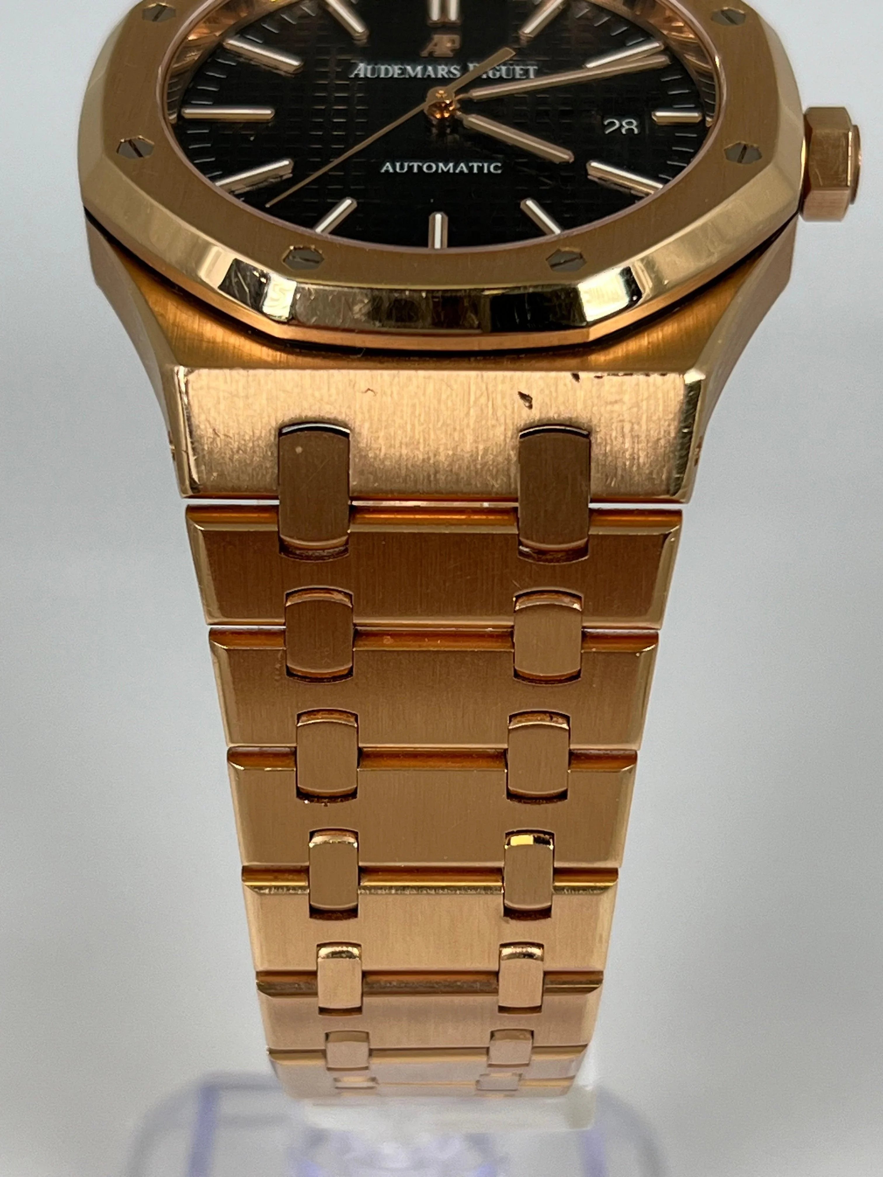 AUDEMARS PIGUET ROYAL OAK BLACK DIAL ROSE GOLD 41MM 15400OR