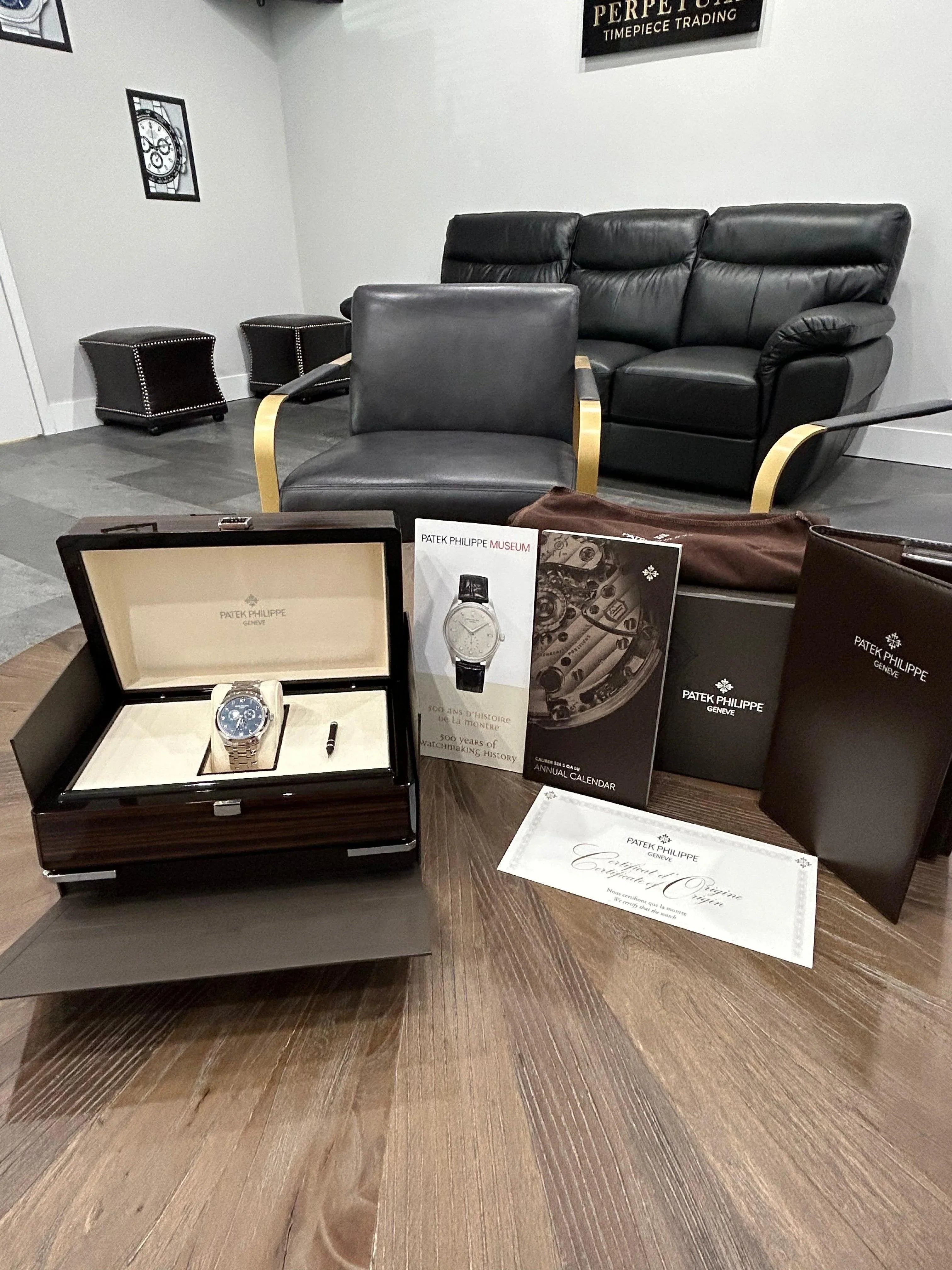 PATEK PHILIPPE ANNUAL CALENDAR MOONPHASE 4947/1A