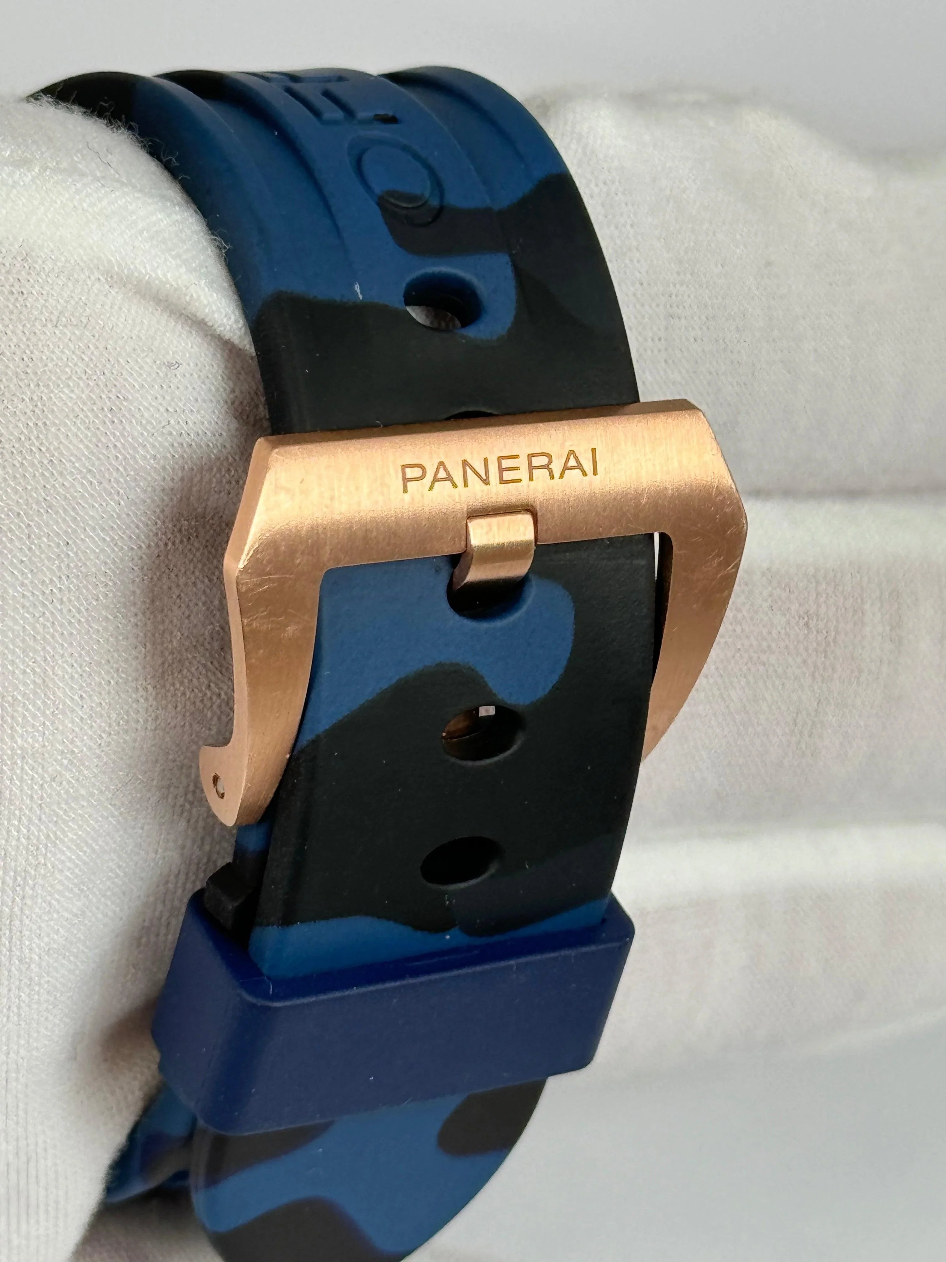 PANERAI LUMINOR MARINA ROSE GOLD BLUE DIAL PAM01112