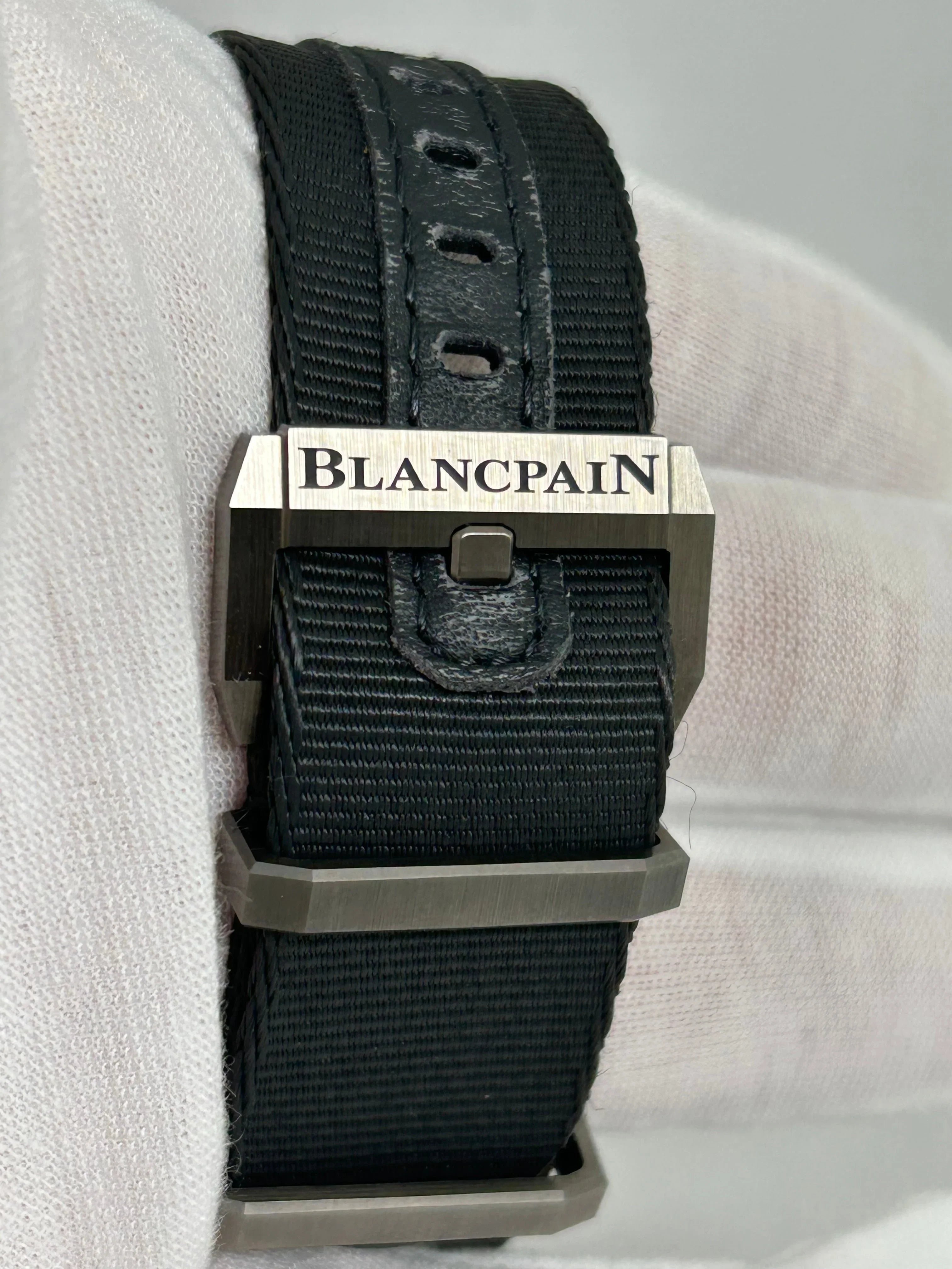 Blancpain Fifty Fathoms Bathyscape Flyback Ocean Commitment 5200-0310-G52A 250 Made