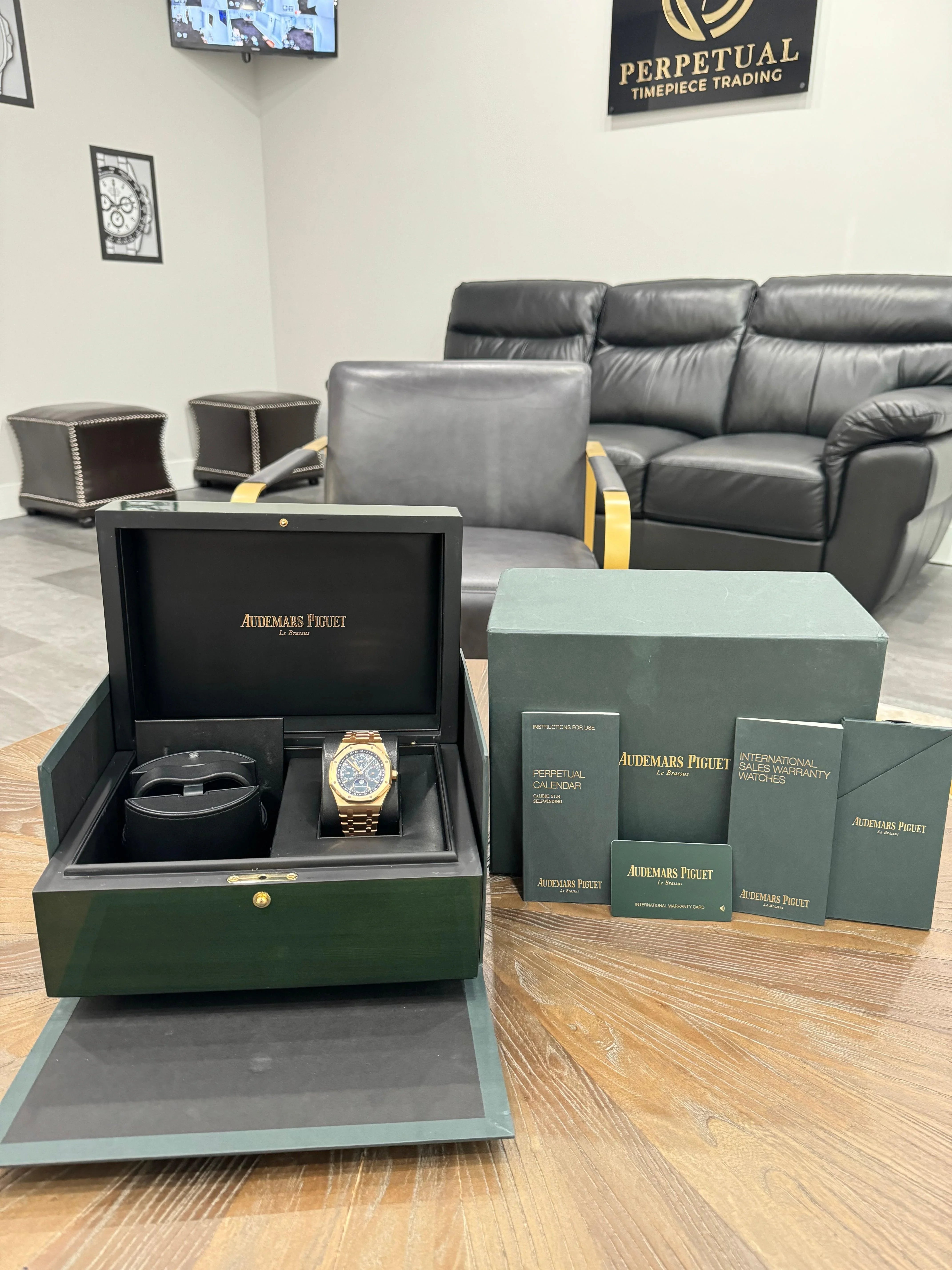 AUDEMARS PIGUET ROYAL OAK PERPETUAL CALENDAR 26574OR