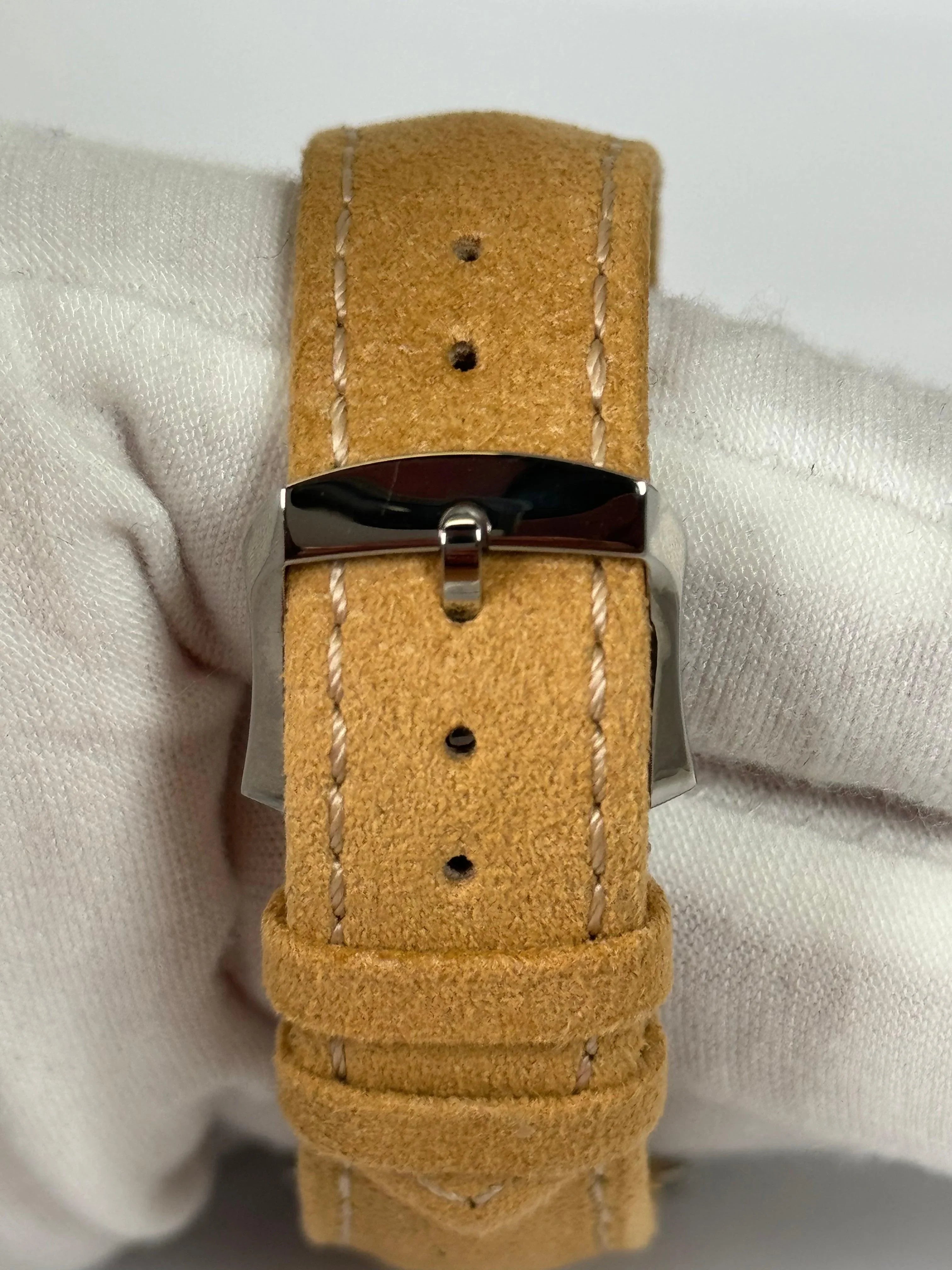 LAURENT FERRIER CLASSIC ORIGIN 40MM WHITE TITANIUM LCF036.T1.G1G