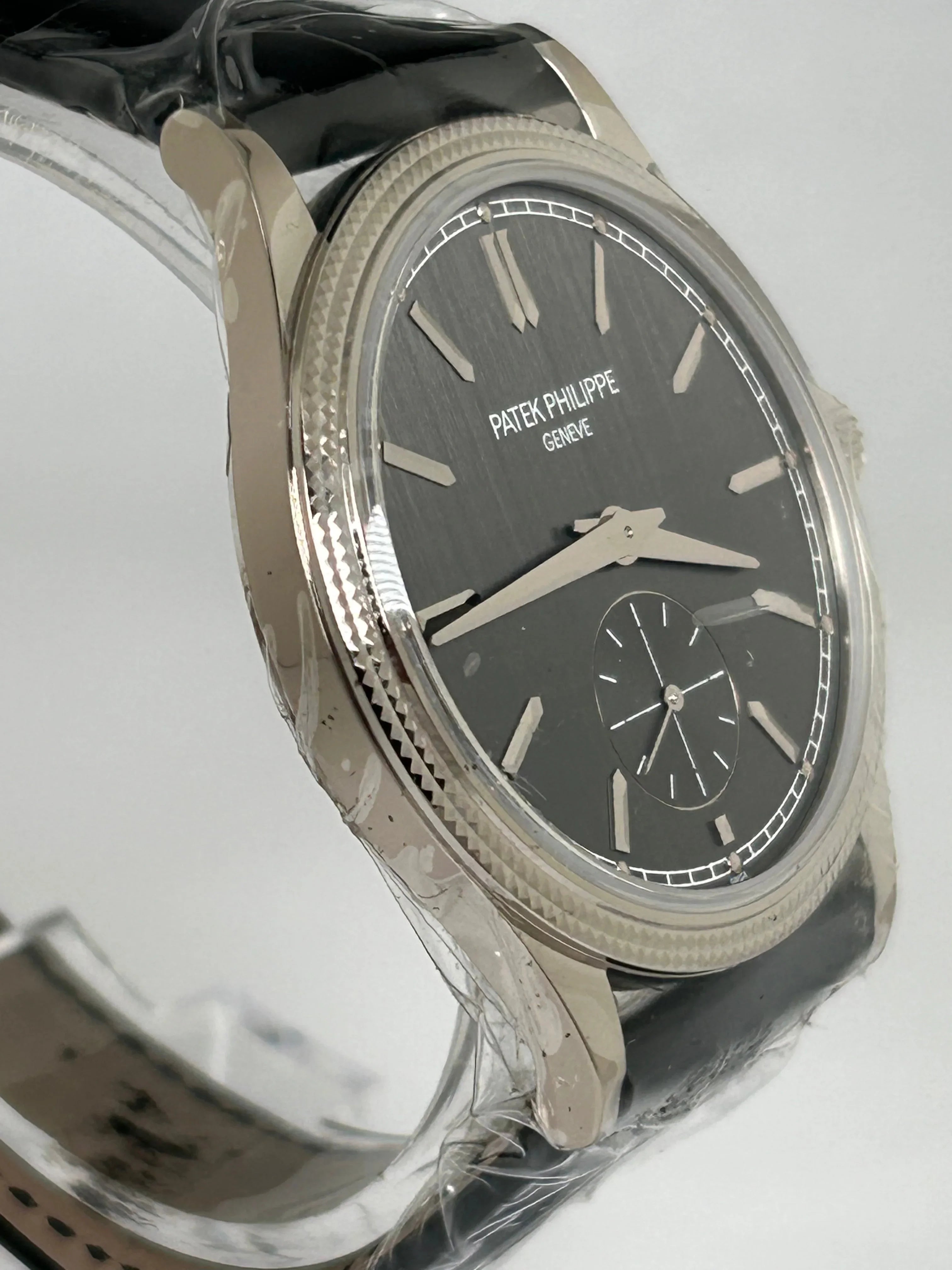 NEW 2022 Patek Philippe Calatrava Clous De Paris 6119g