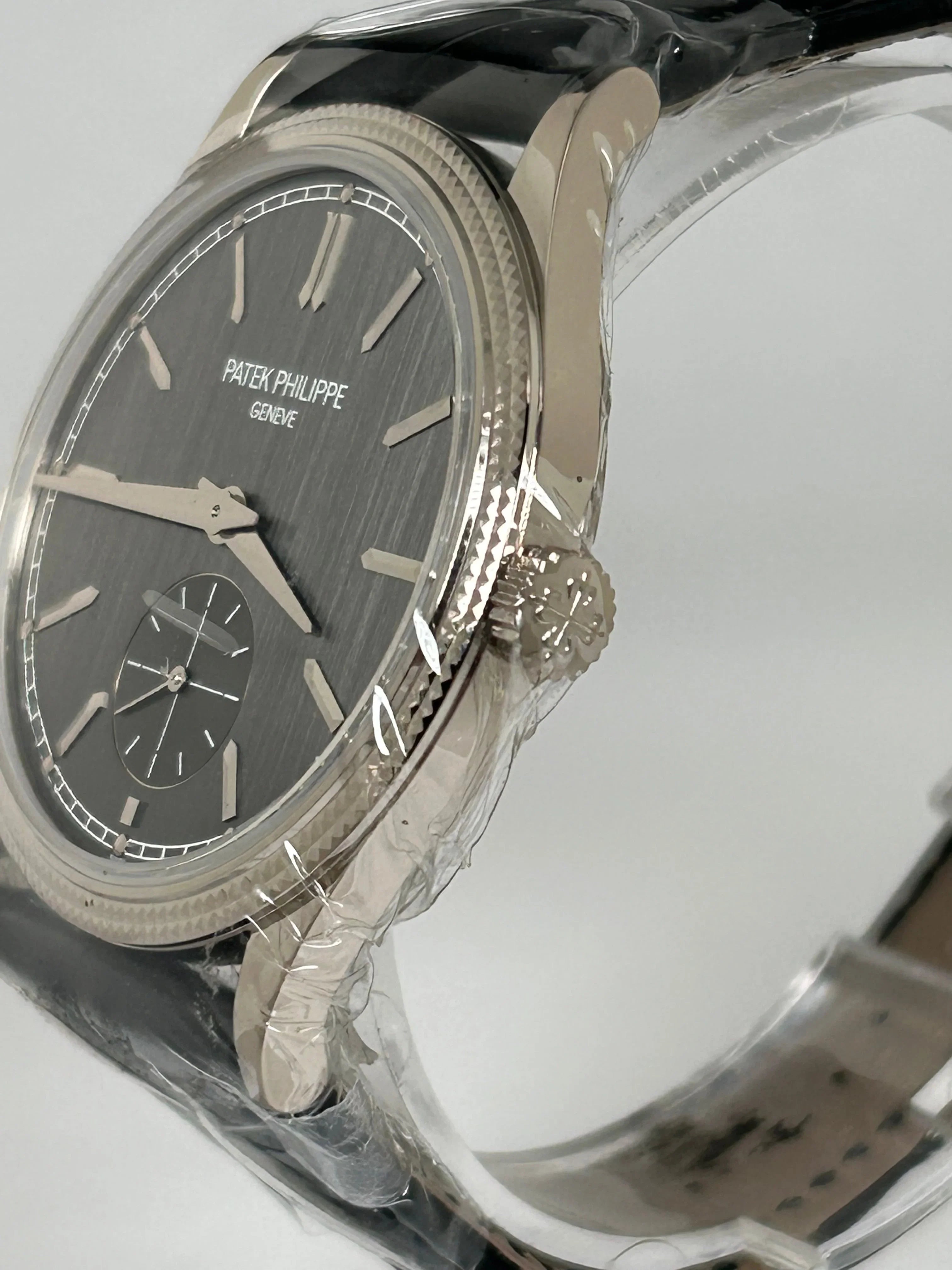 NEW 2022 Patek Philippe Calatrava Clous De Paris 6119g