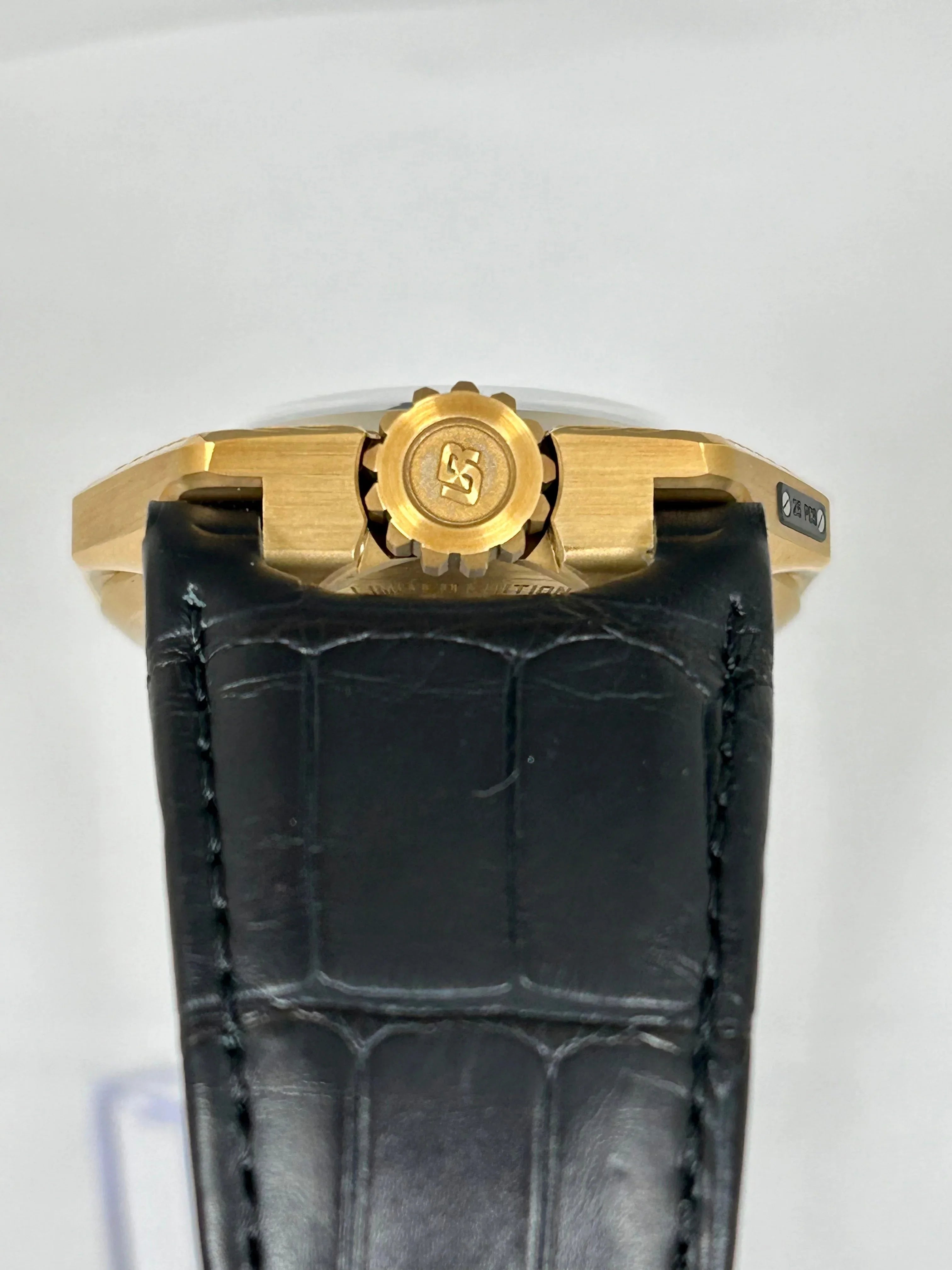 Urwerk UR-100 Electrum  ONLY 25 MADE!