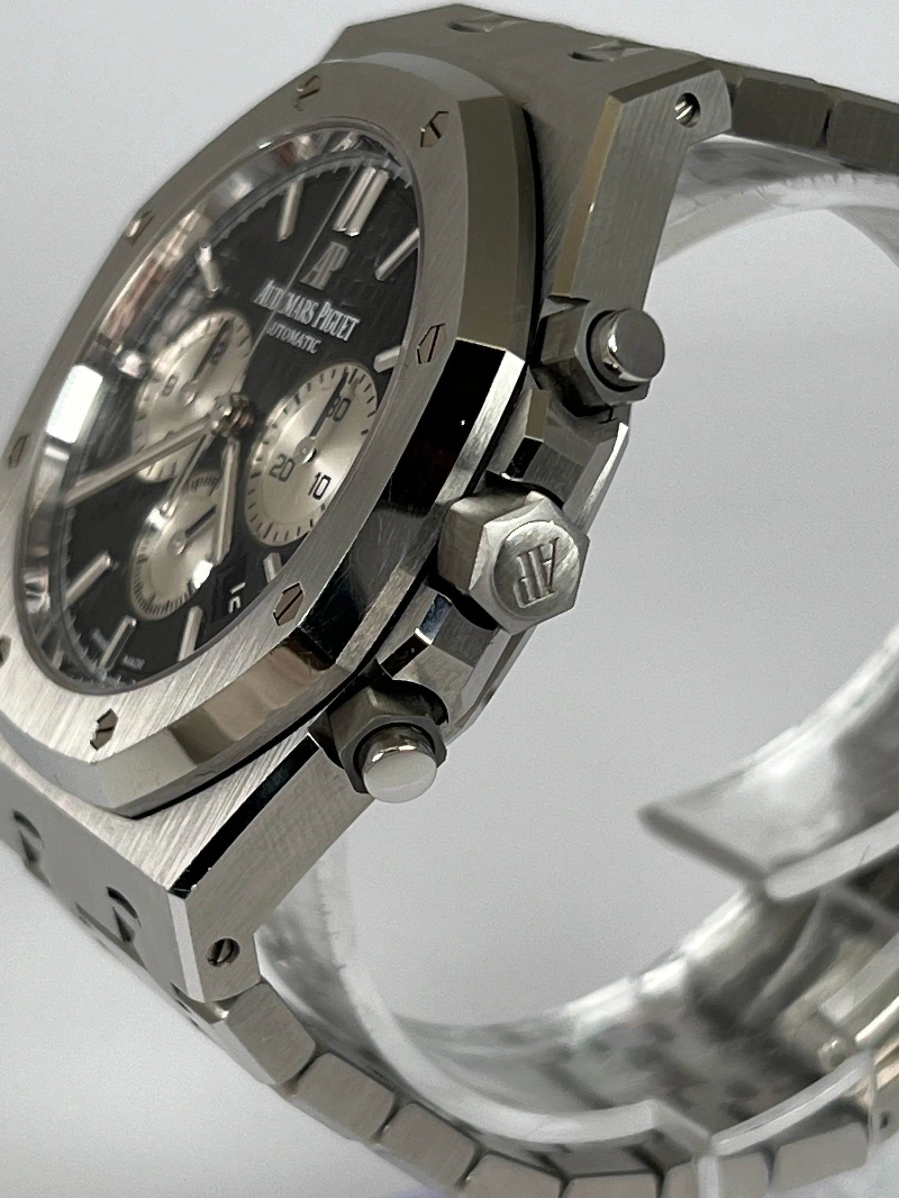 AUDEMARS PIGUET ROYAL OAK CHRONOGRAPH BLACK DIAL 26331ST