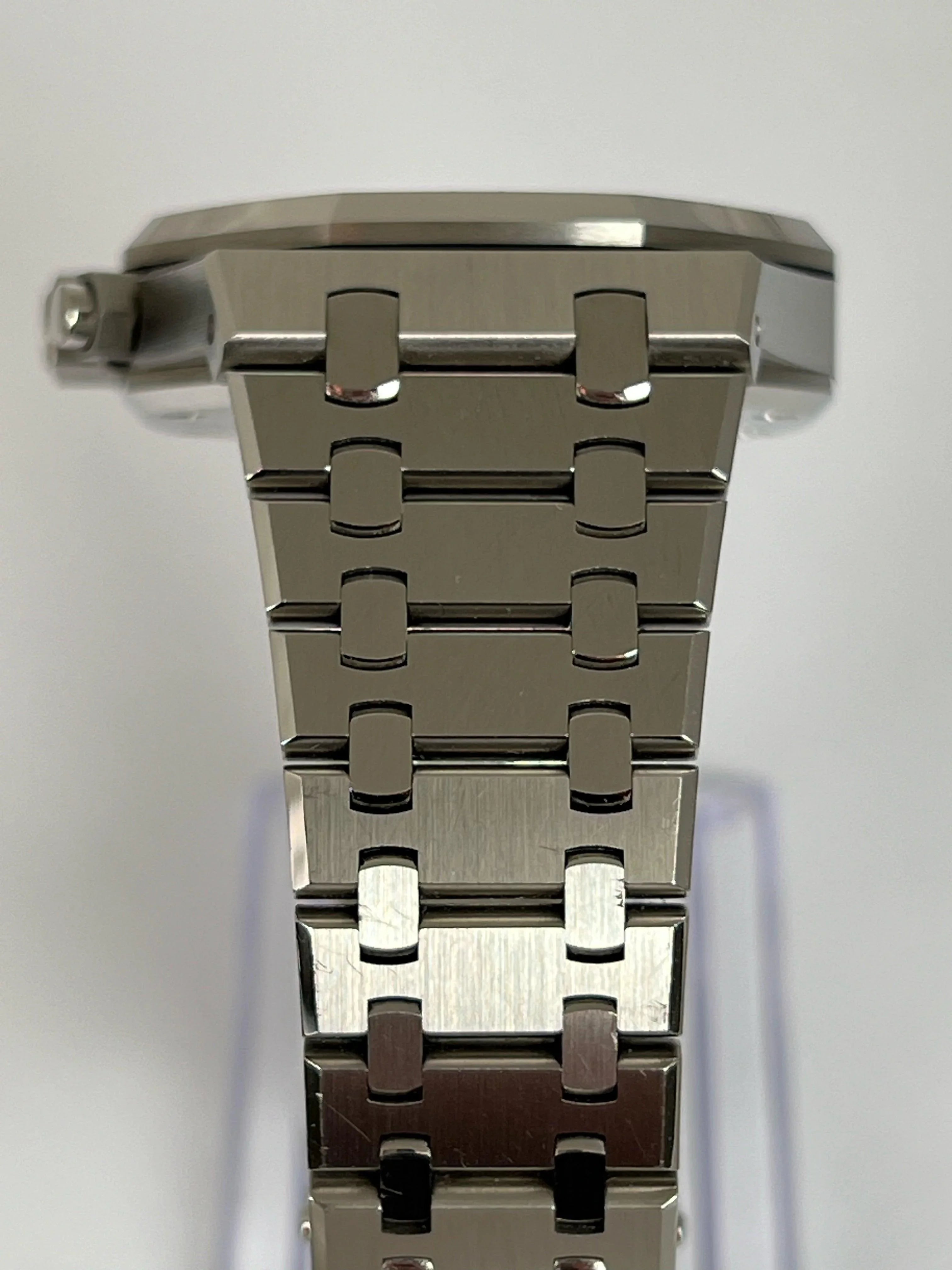 AUDEMARS PIGUET ROYAL OAK CHRONOGRAPH BLACK DIAL 26331ST