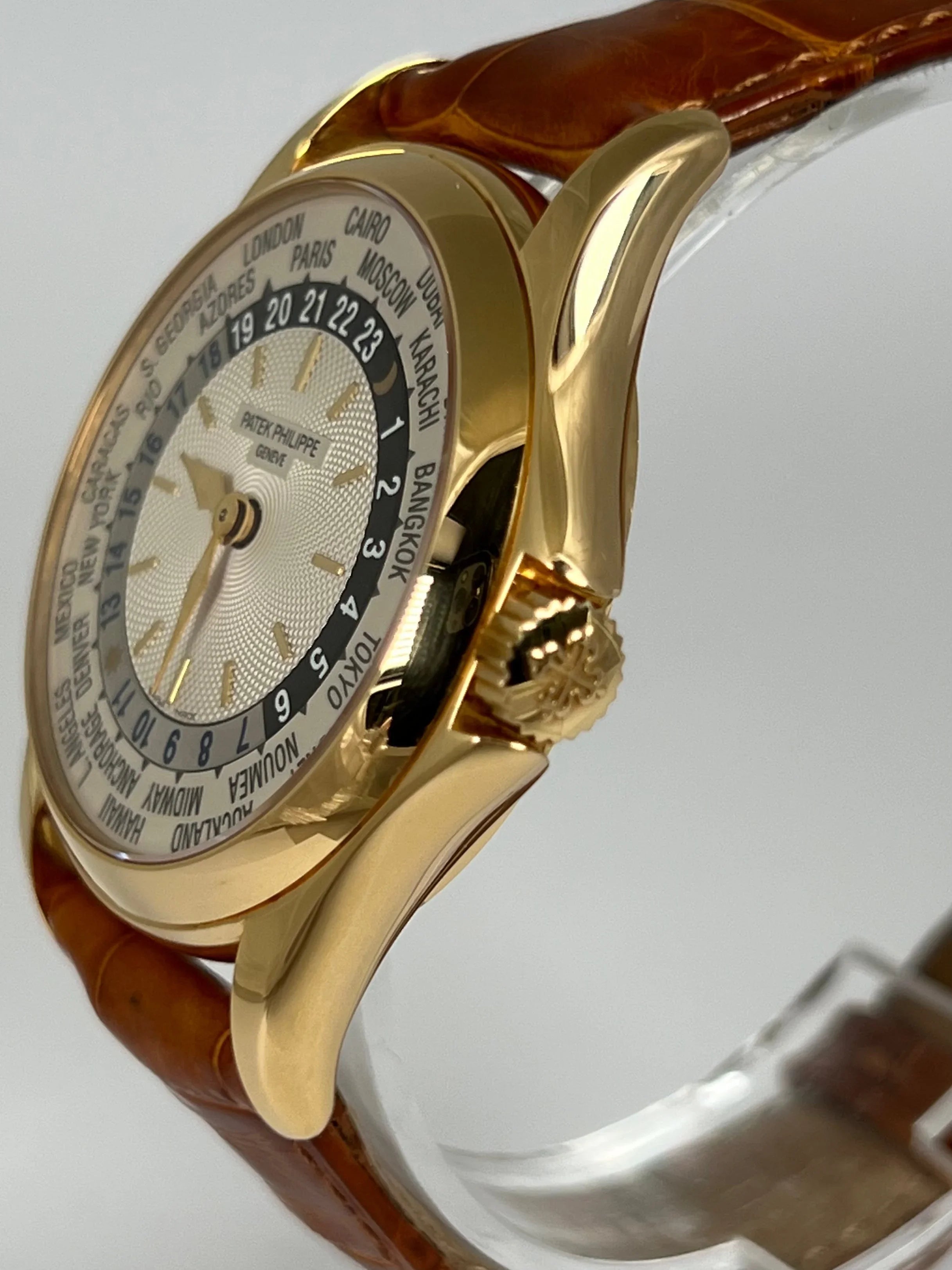 PATEK PHILIPPE WORLD TIME YELLOW GOLD 5110J