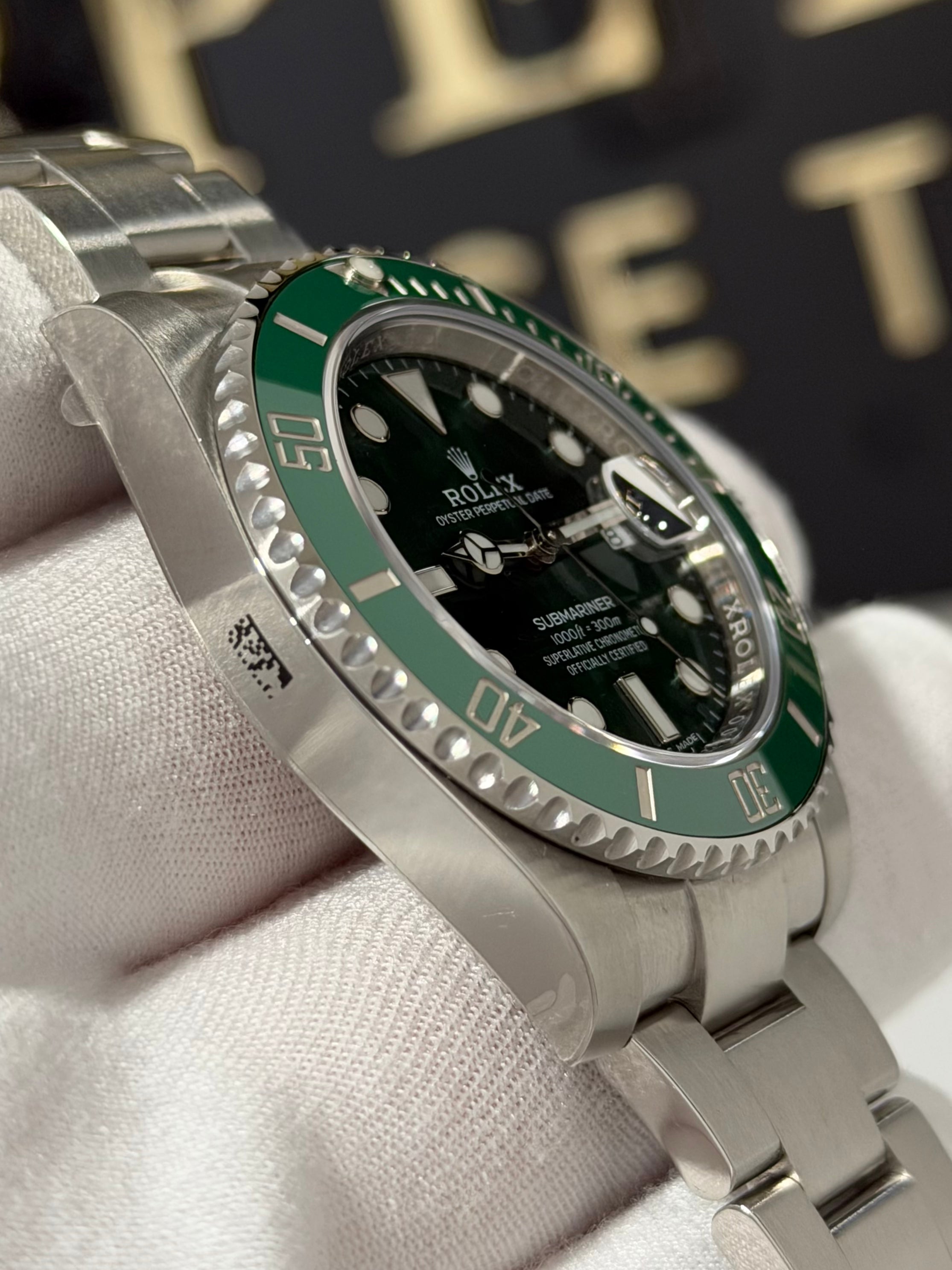 ROLEX SUBMARINER HULK 116610LV