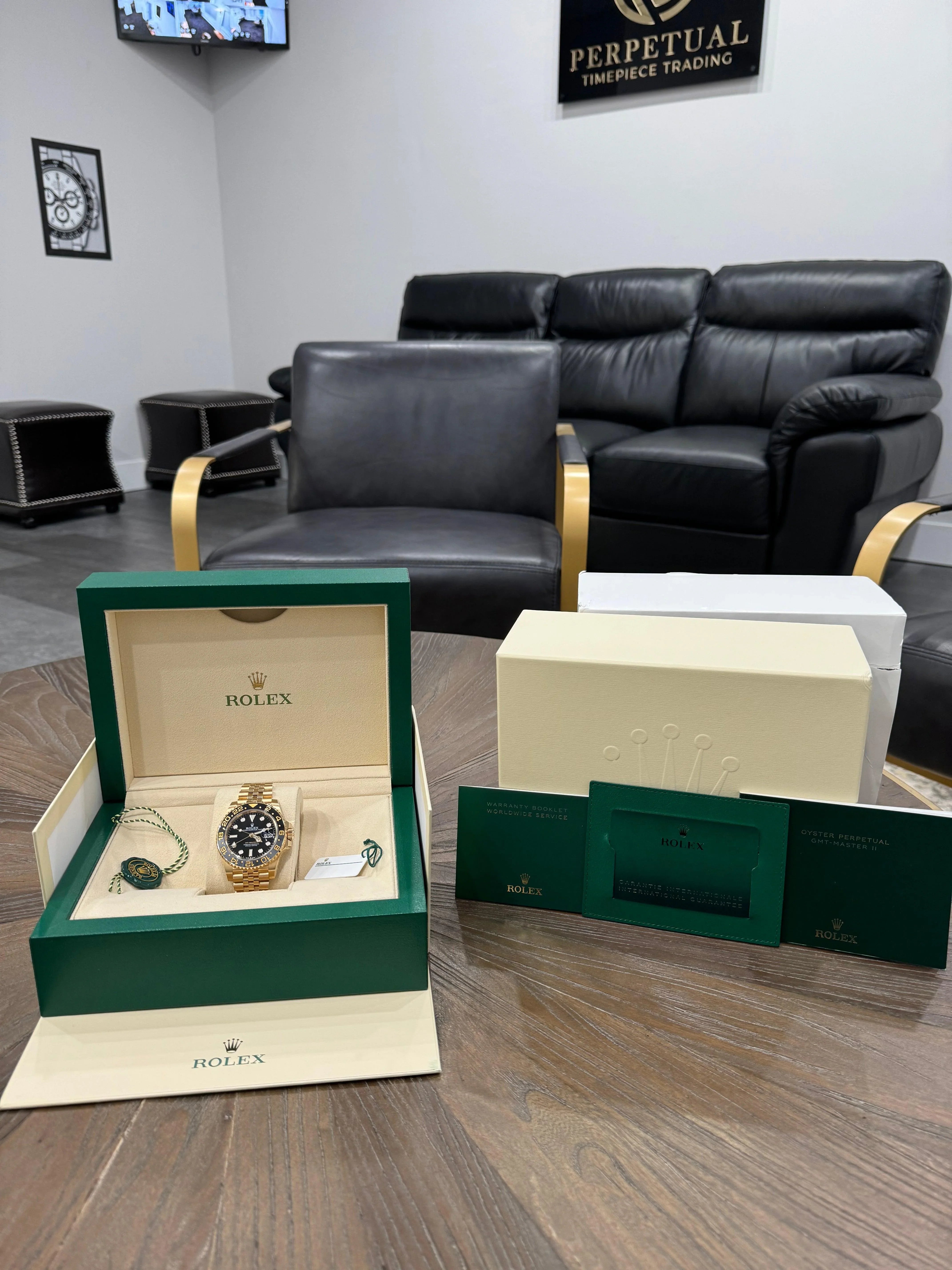 ROLEX GMT MASTER 2 YELLOW GOLD JUBILEE 126718GRNR