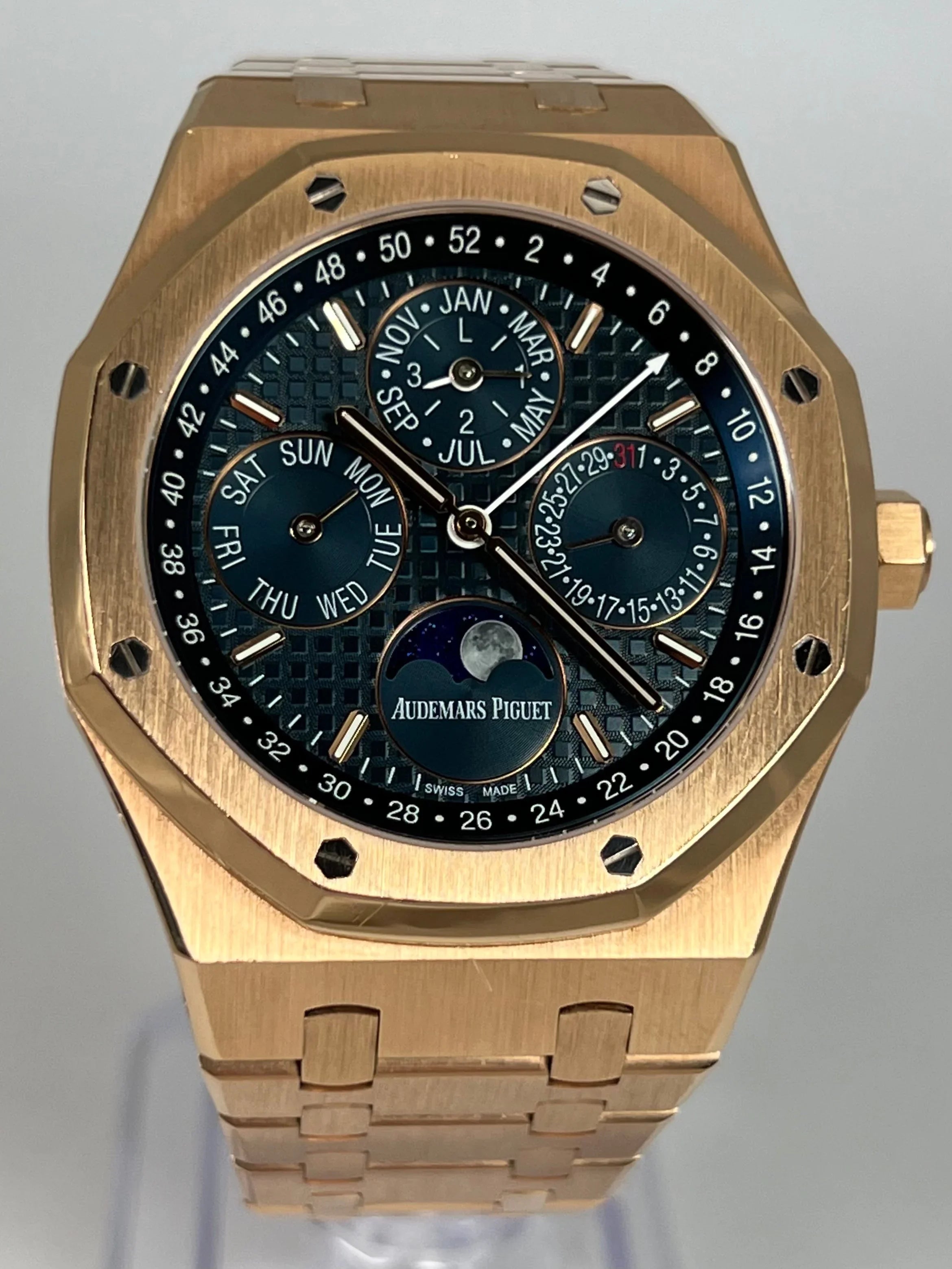 AUDEMARS PIGUET ROYAL OAK PERPETUAL CALENDAR 26574OR