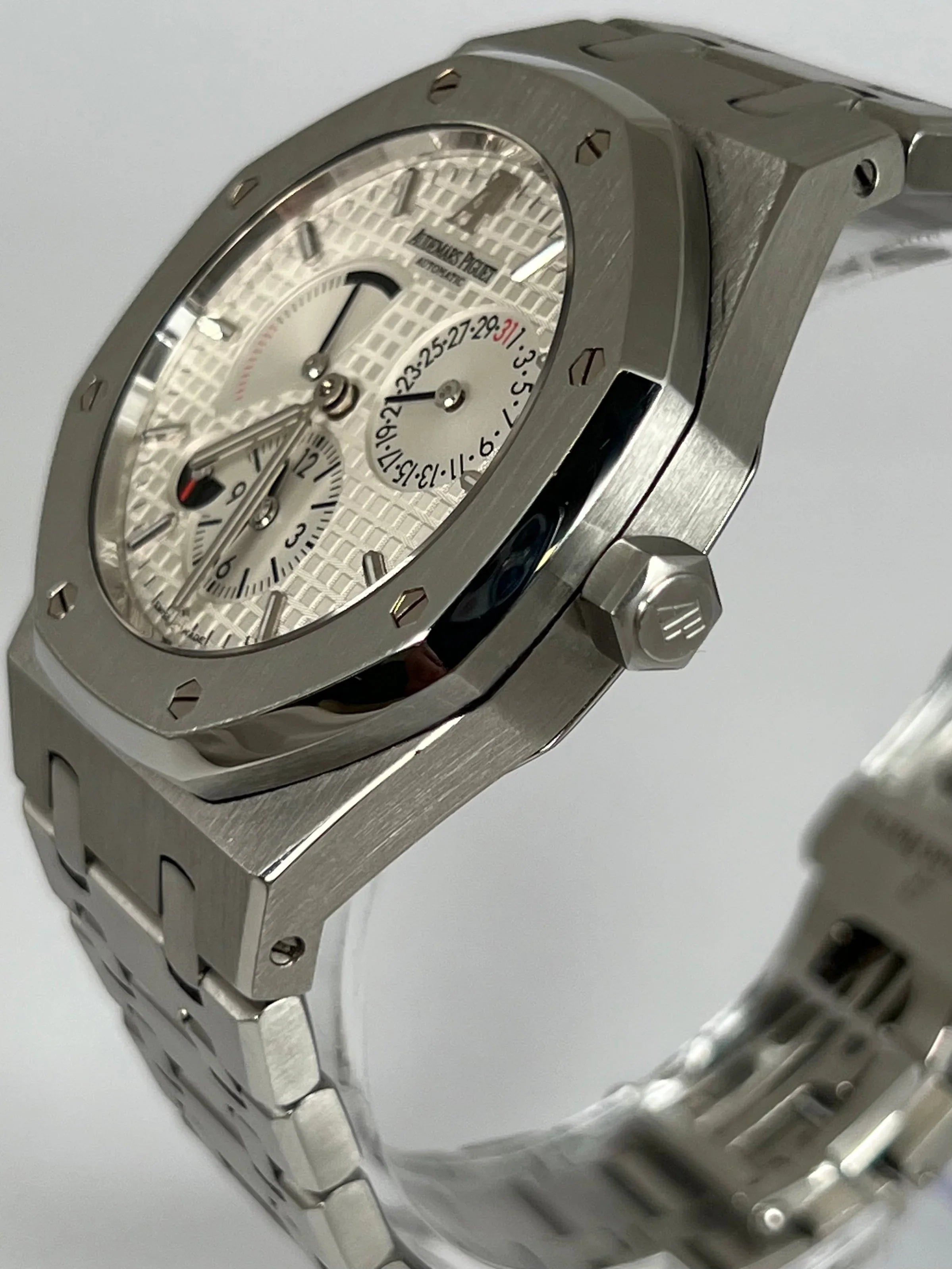AUDEMARS PIGUET DUAL TIME WHITE DIAL 26120ST