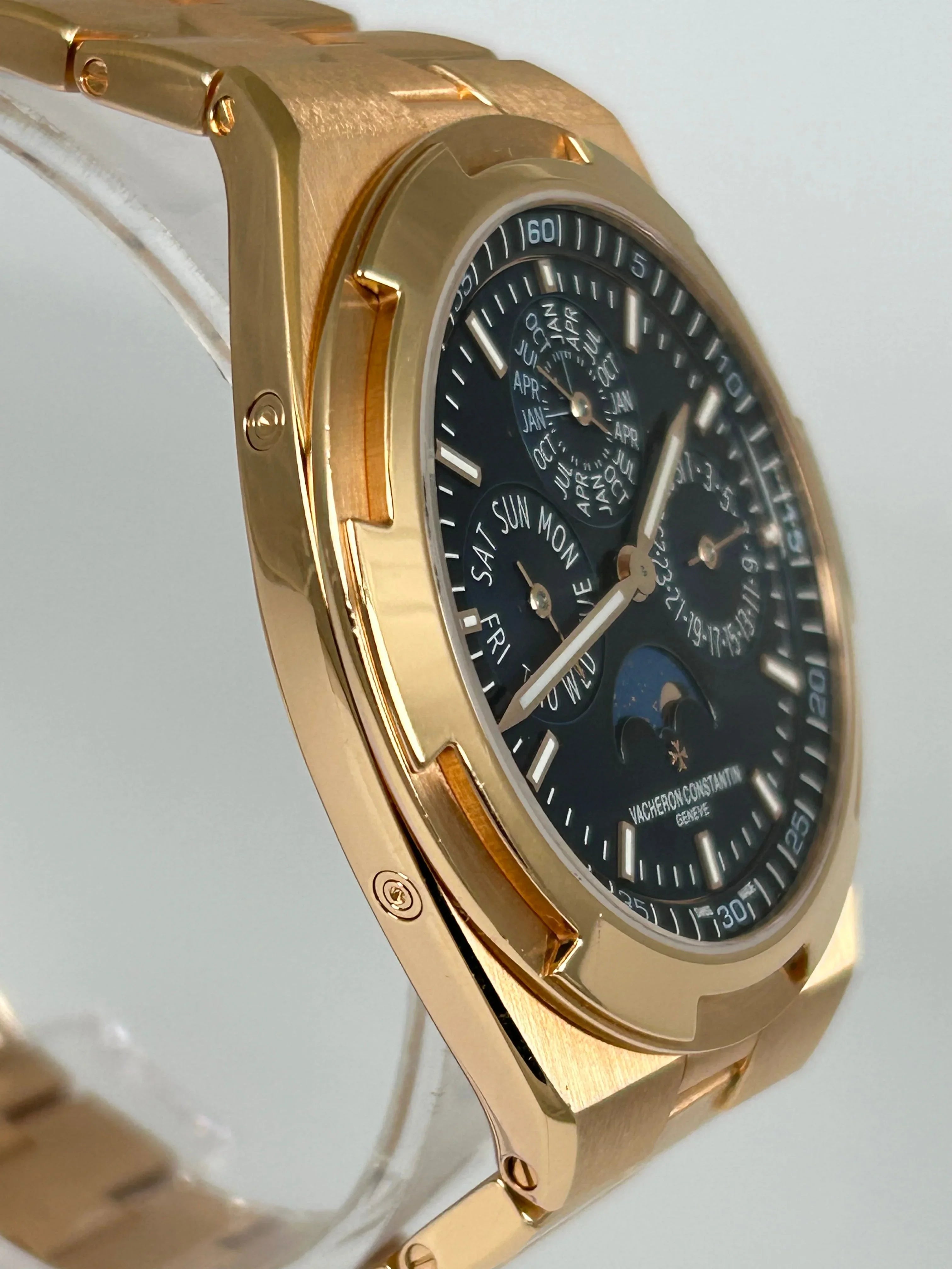 VACHERON CONSTANTIN PERPETUAL CALENDAR ULTRA-THIN 4300V/120R-B509