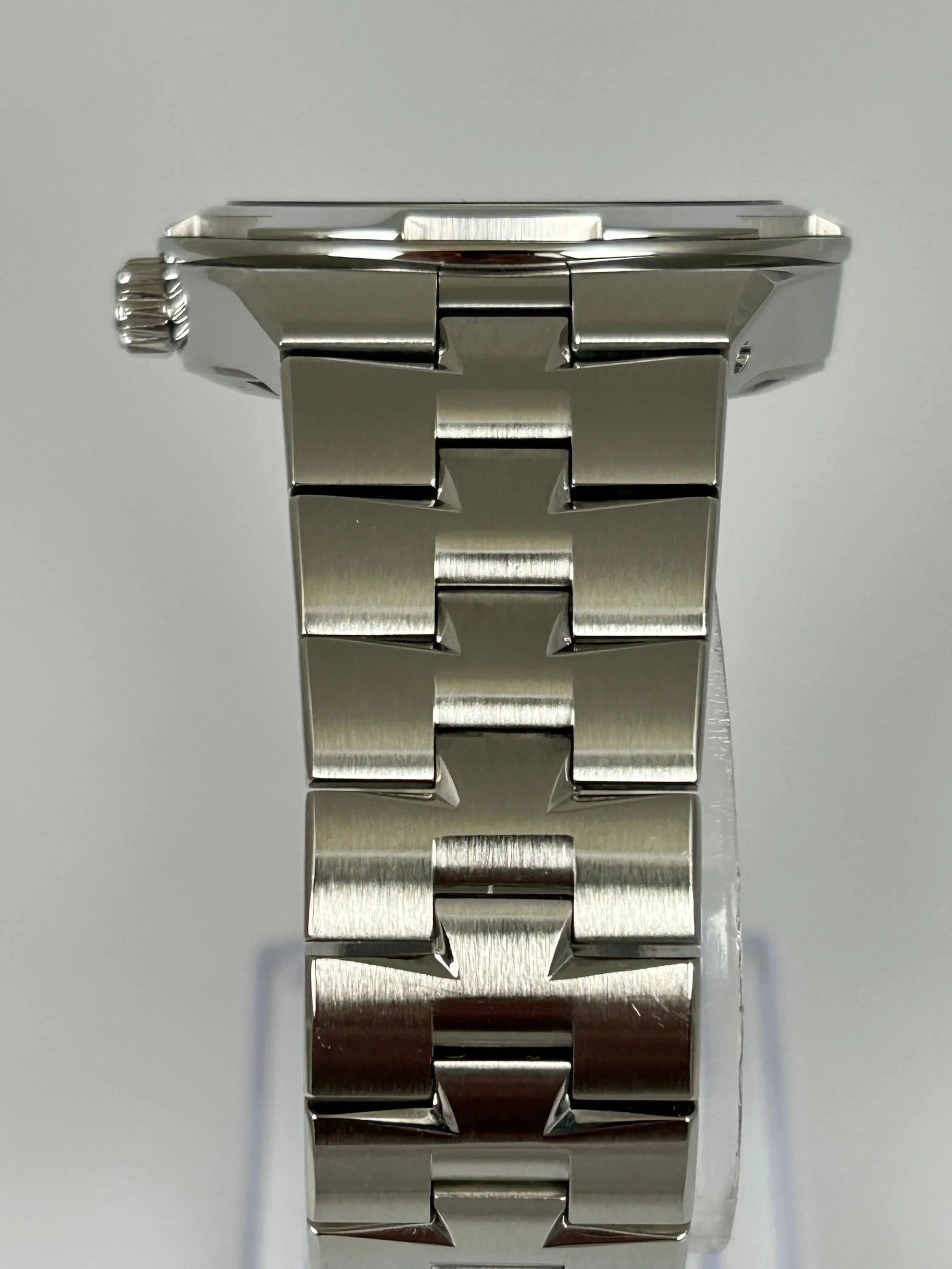 Vacheron Constantin Overseas Black Dial 4500V/110A-B483 41 MM STEEL