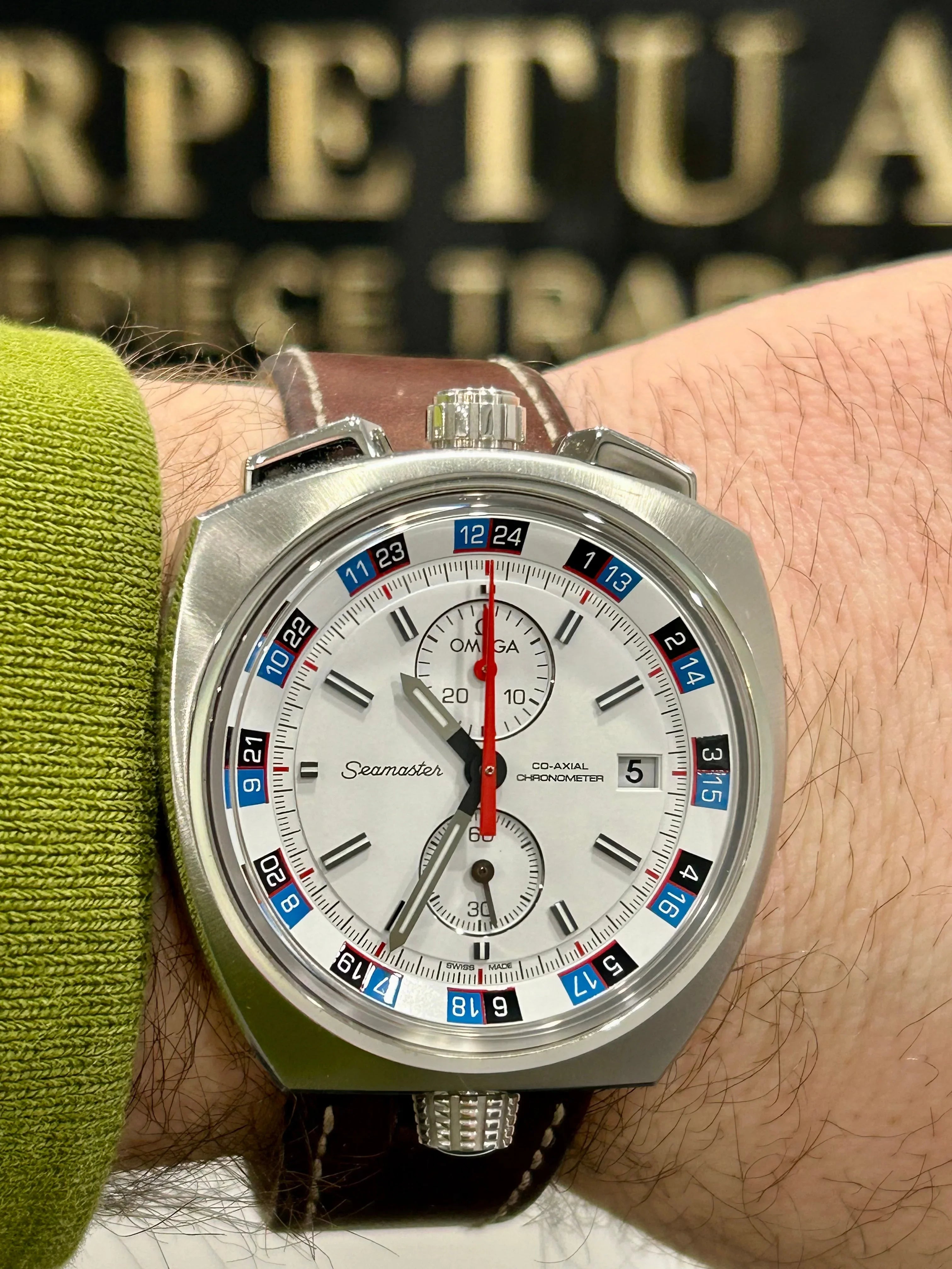 RARE OMEGA SEAMASTER BULLHEAD  225.12.43.50.04.001