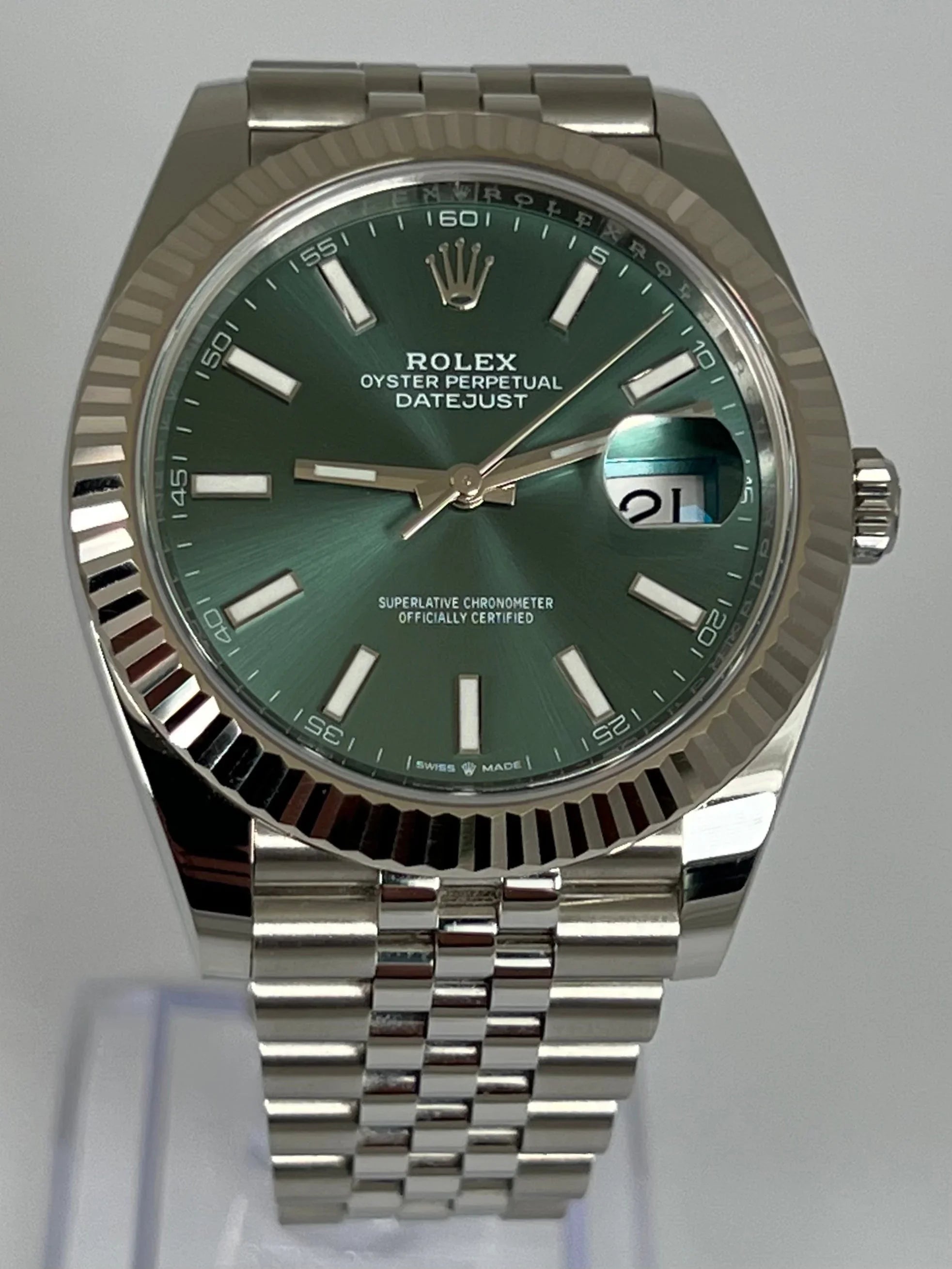 ROLEX DATEJUST 41 MINT GREEN FLUTED JUBILEE 126334
