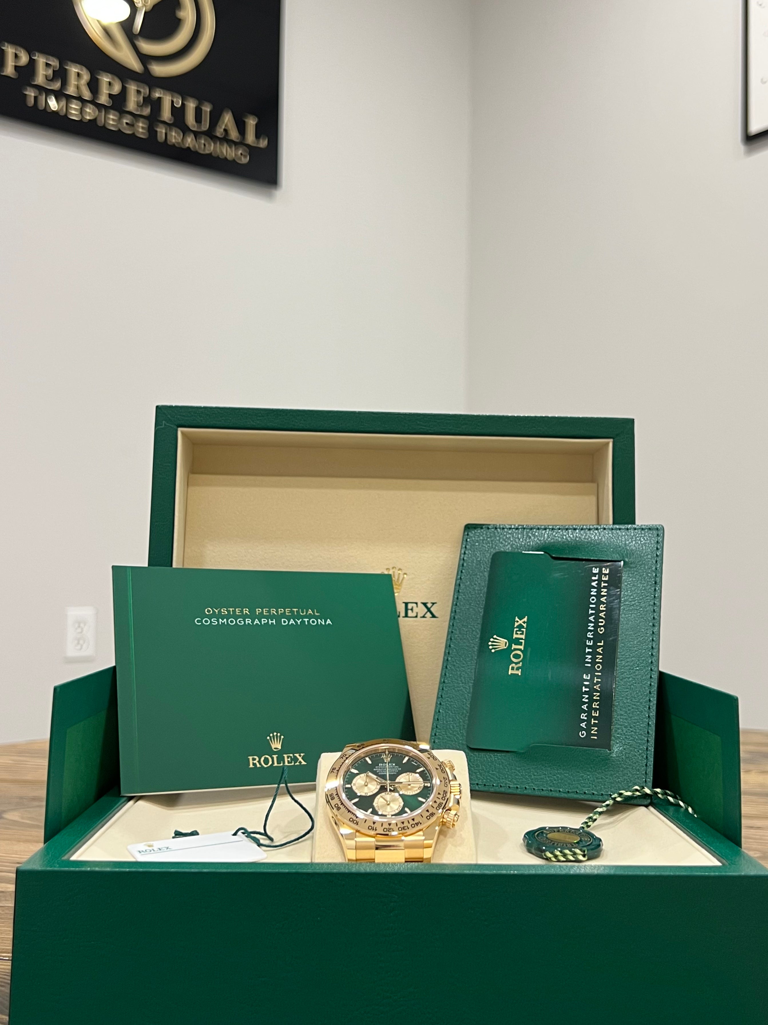 ROLEX DAYTONA GREEN DIAL JOHN MAYOR 126508