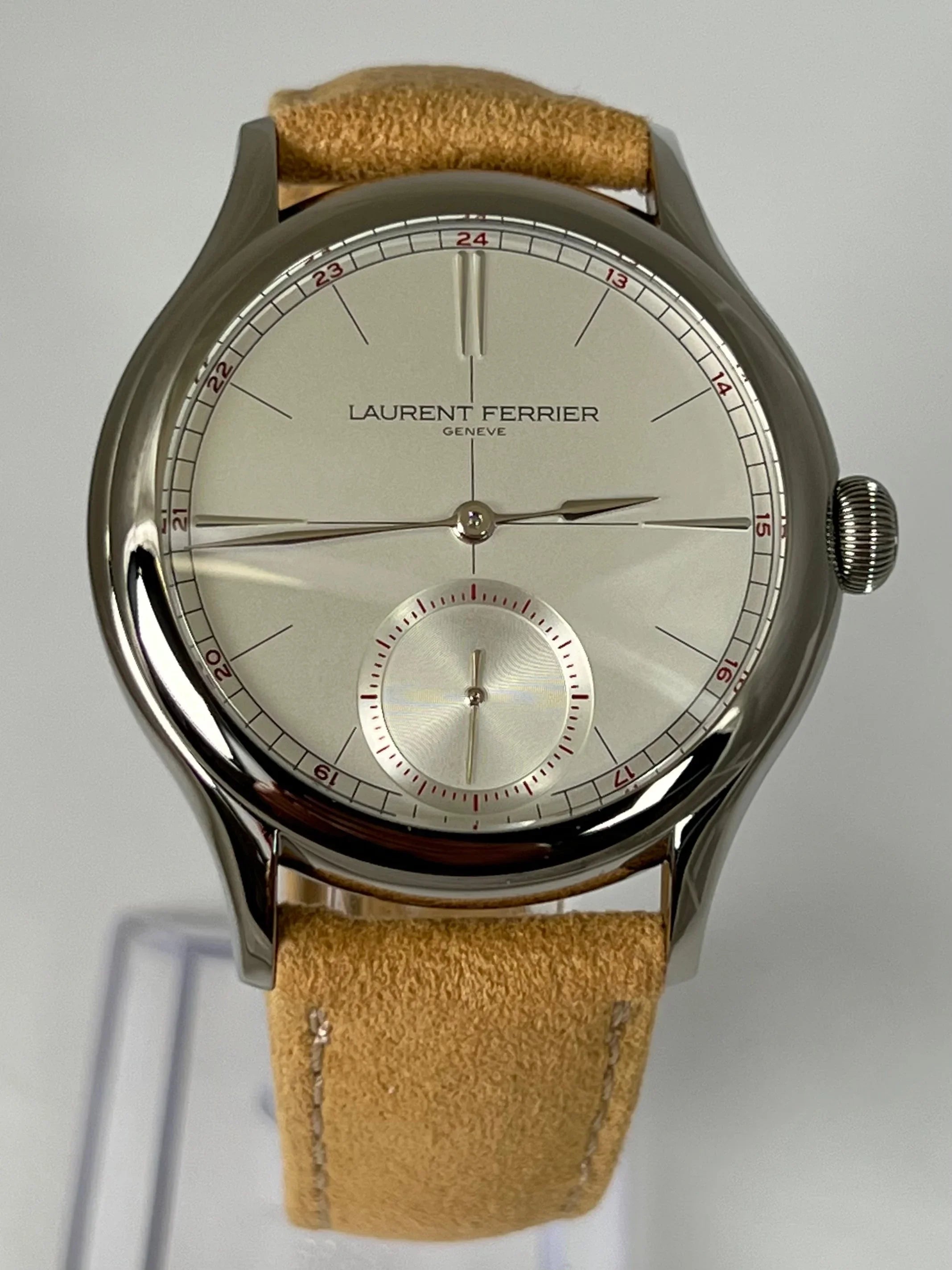 LAURENT FERRIER CLASSIC ORIGIN 40MM WHITE TITANIUM LCF036.T1.G1G