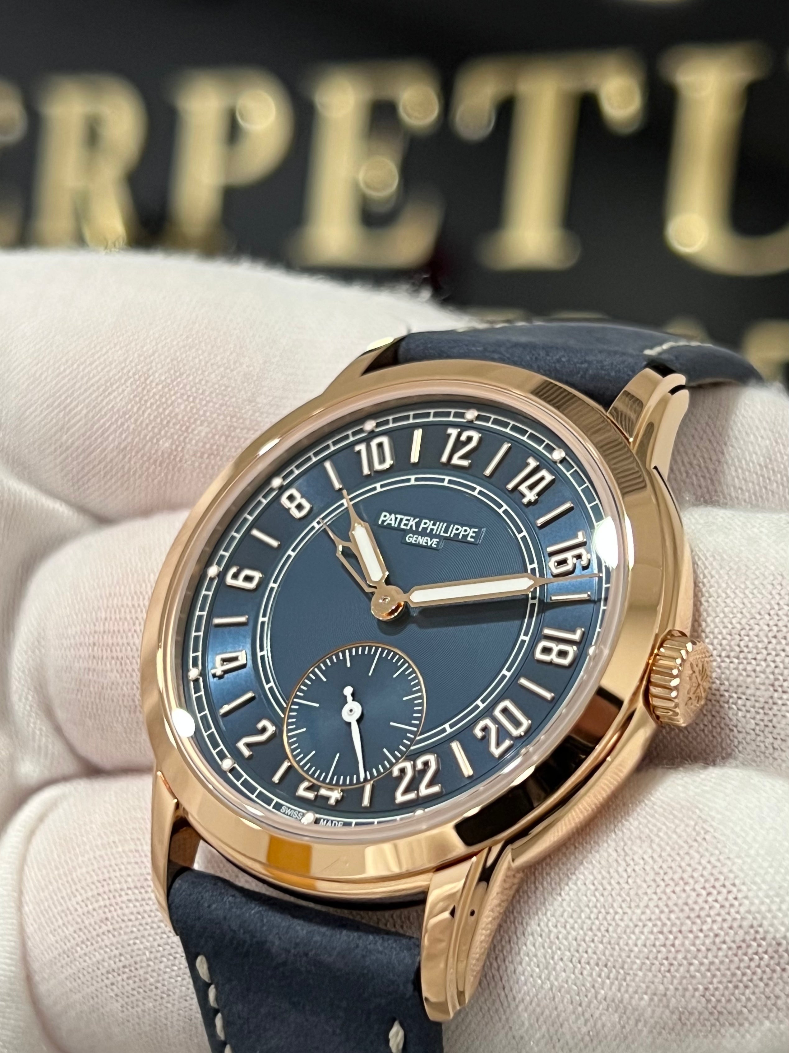 PATEK PHILIPPE 24 HOUR TRAVEL TIME BLUE DIAL ROSE GOLD 5224R