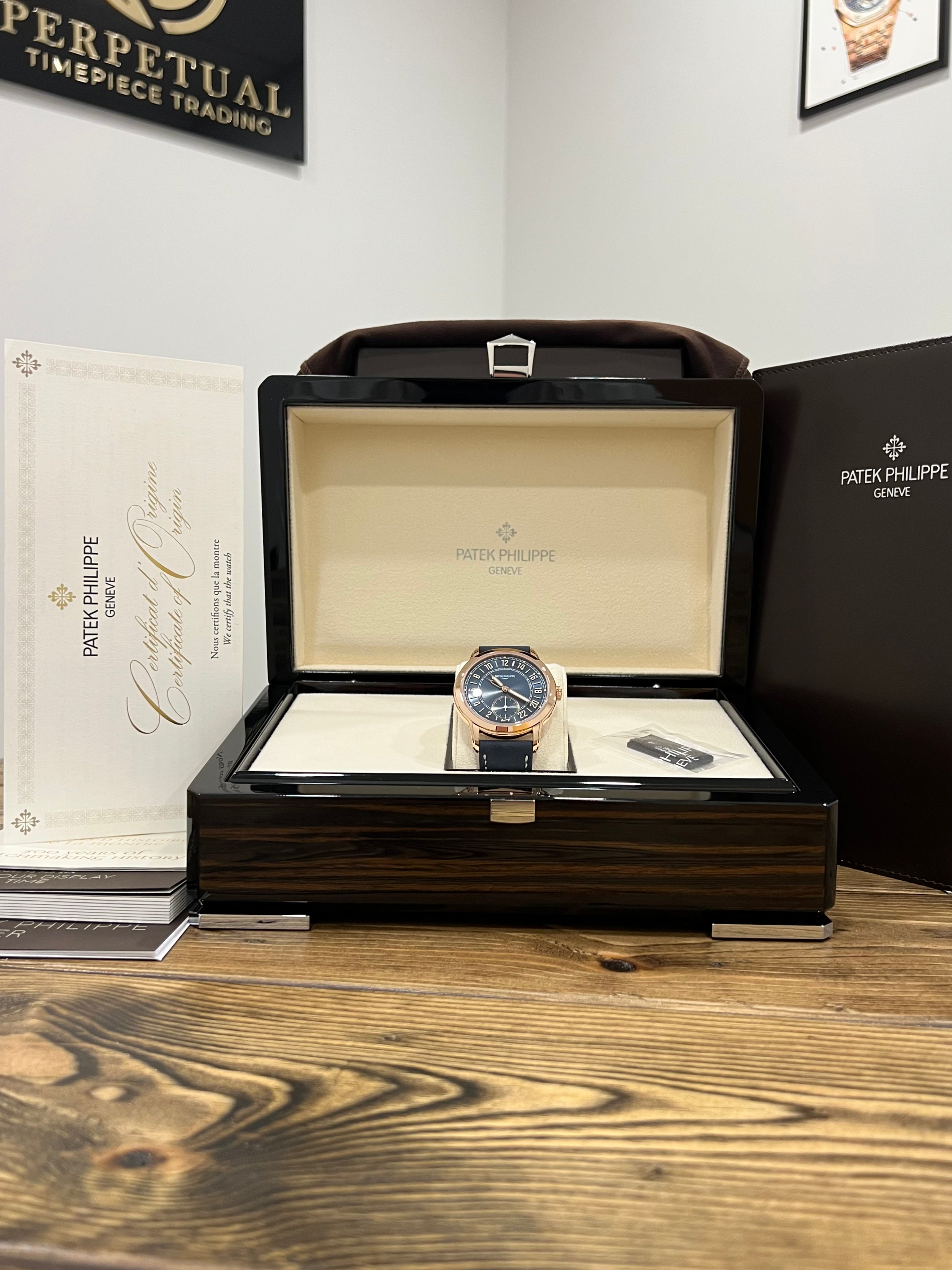 PATEK PHILIPPE 24 HOUR TRAVEL TIME BLUE DIAL ROSE GOLD 5224R