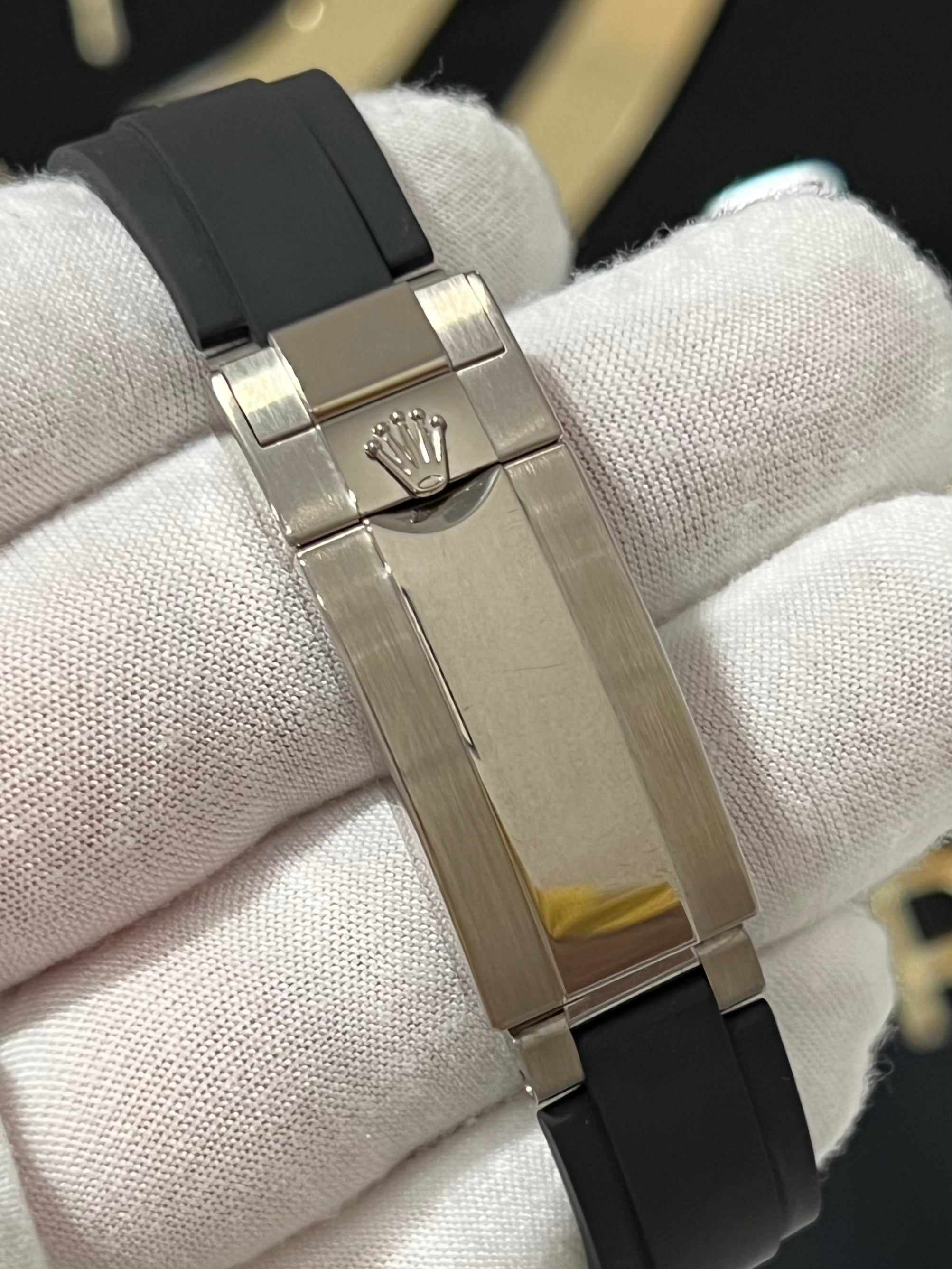 ROLEX DAYTONA GHOST WHITE GOLD OYSTER FLEX 126519LN