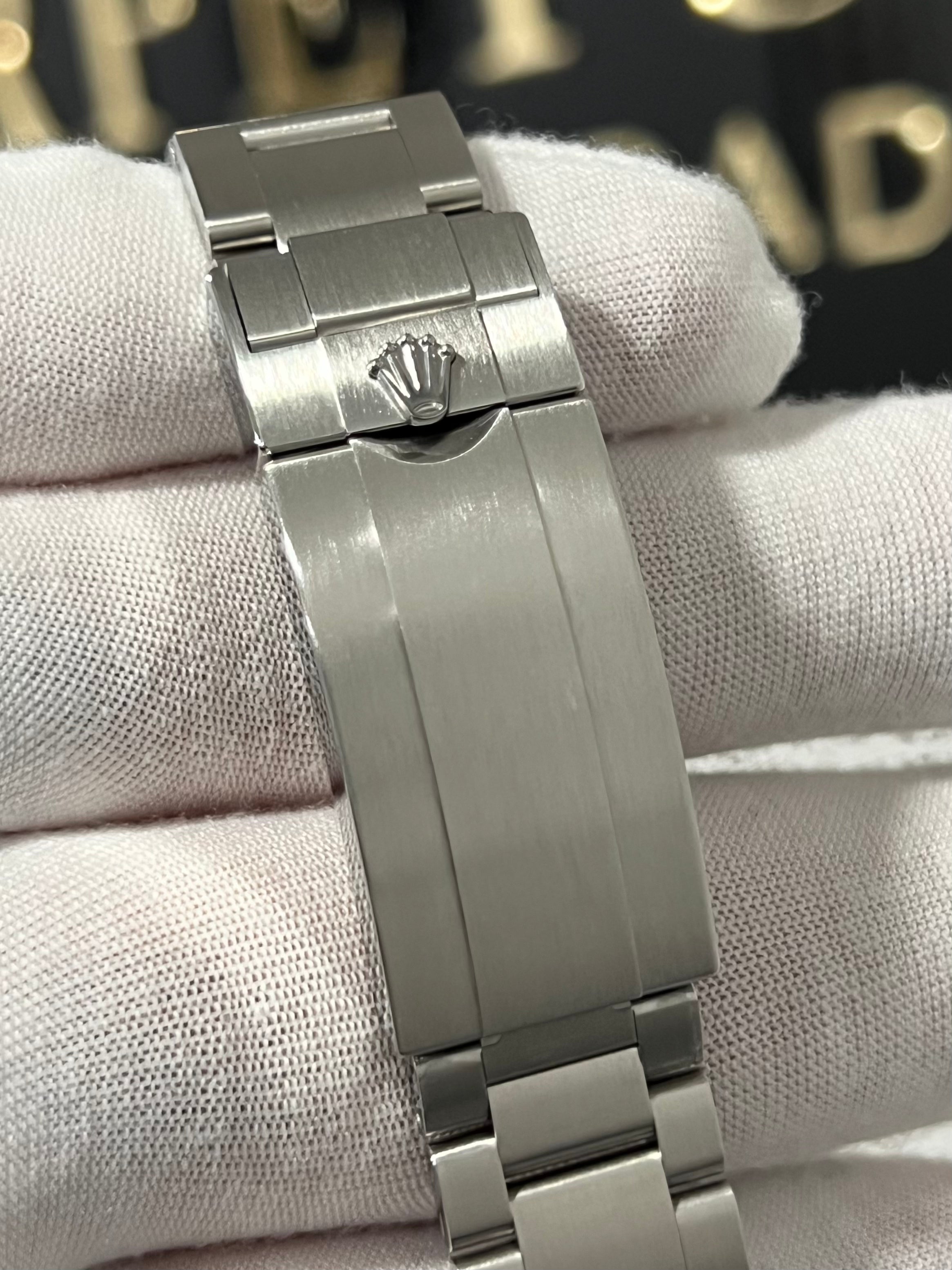 ROLEX SUBMARINER DATE 126610LN