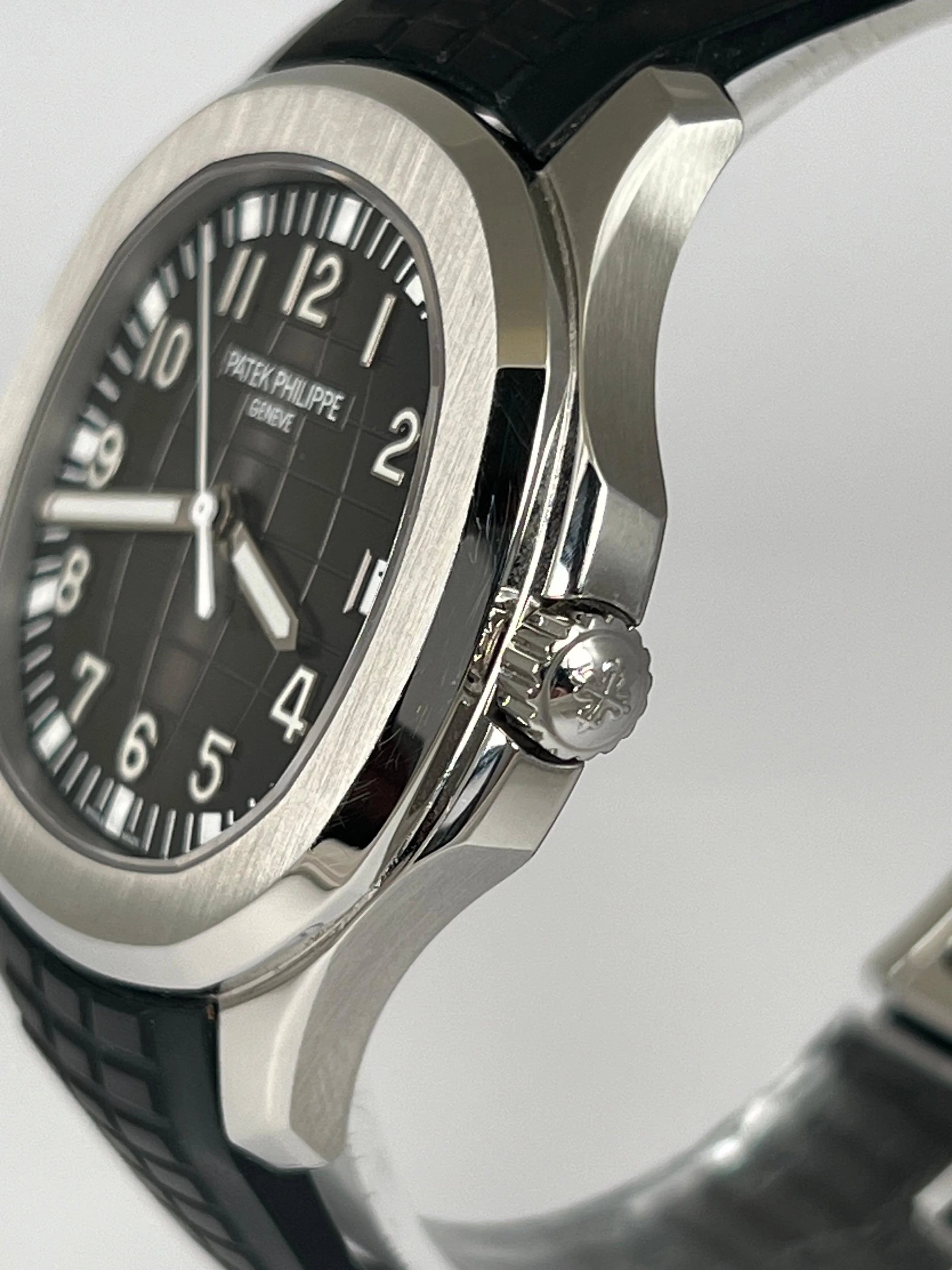 PATEK PHILIPPE AQUANAUT BLACK DIAL 5167/1A-001