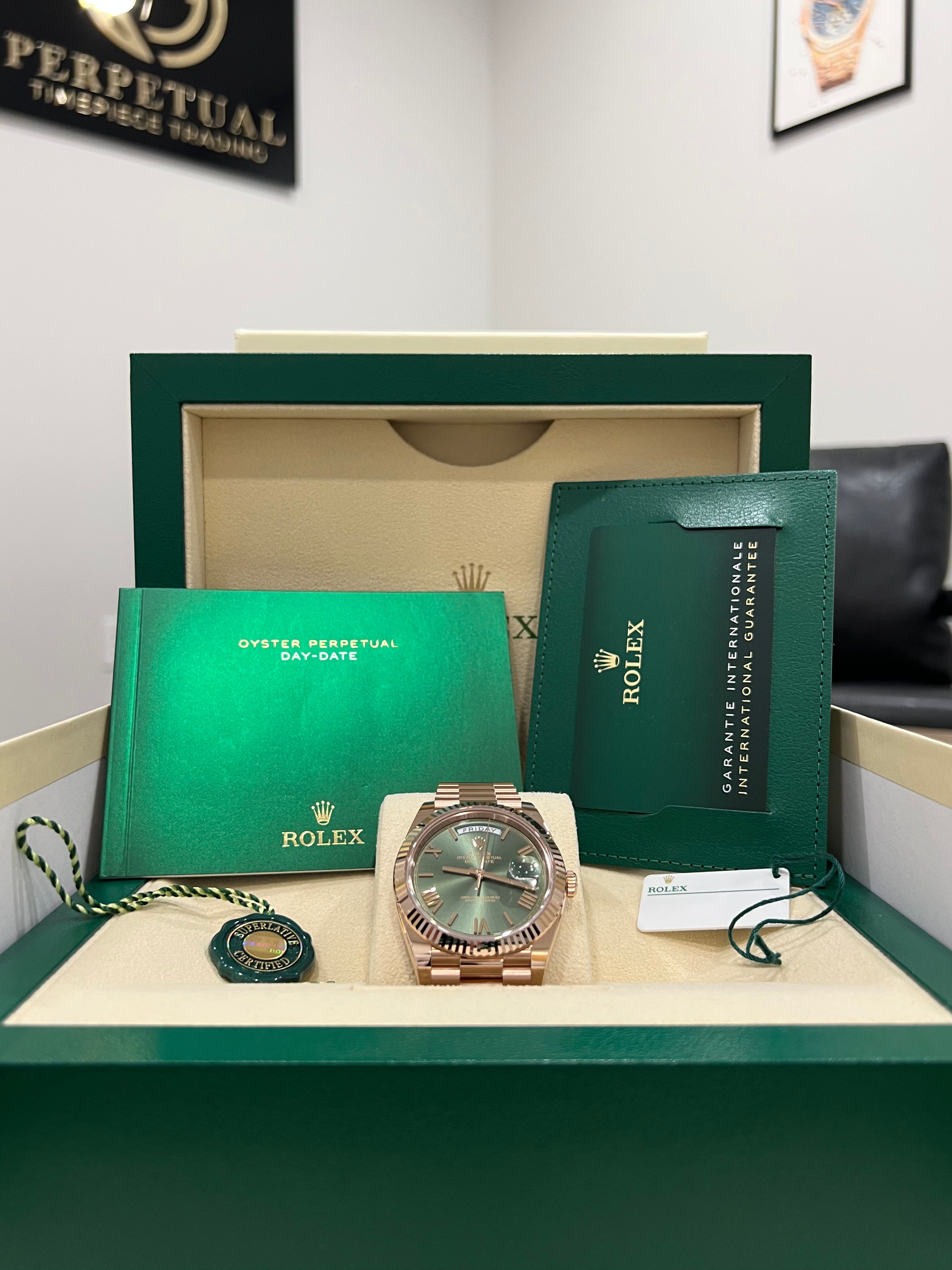 ROLEX DAY-DATE 40 OLIVE ROSE GOLD 228235